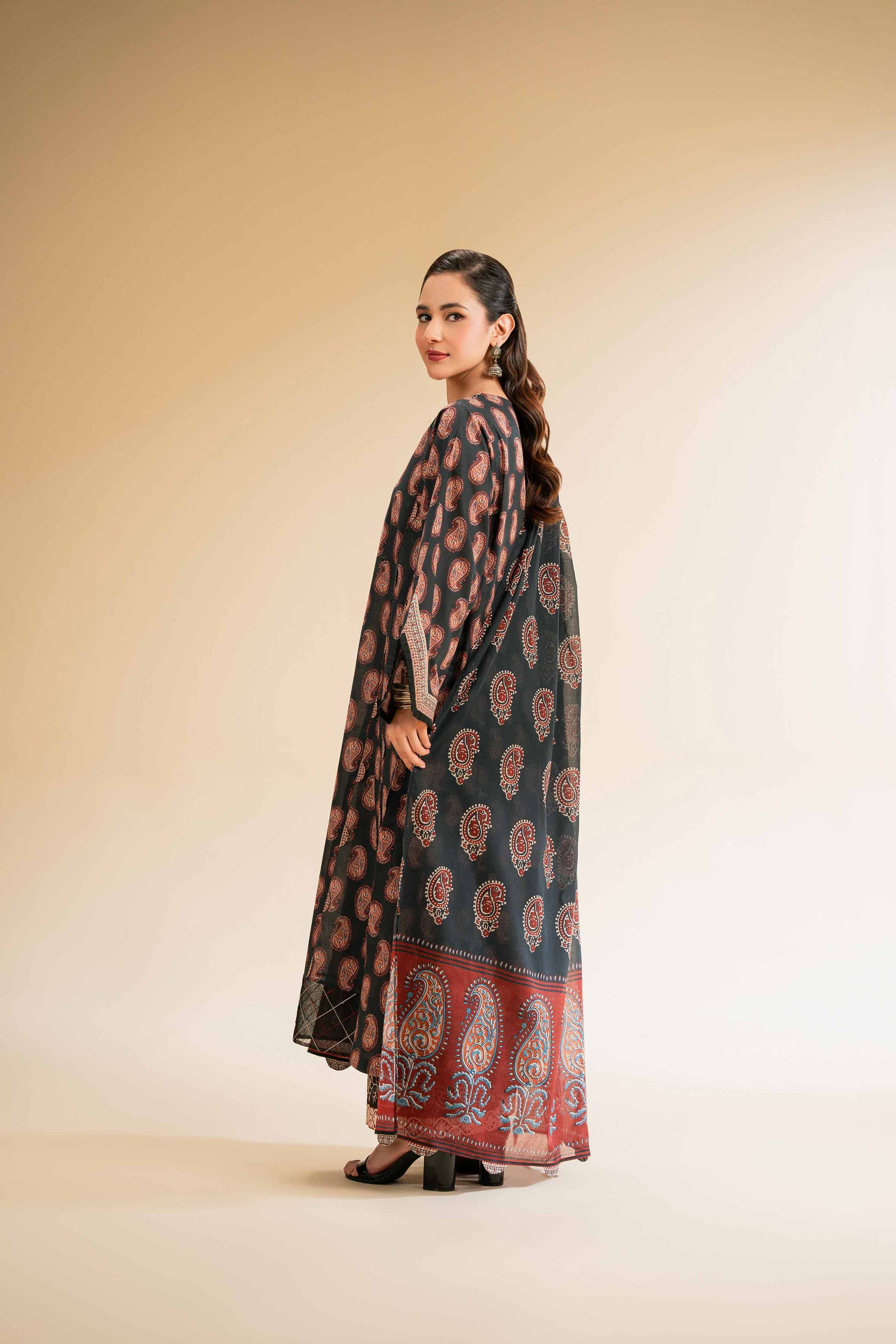 Nishat | Cross Season Edit | 42519175 - Rang-e-Khaas