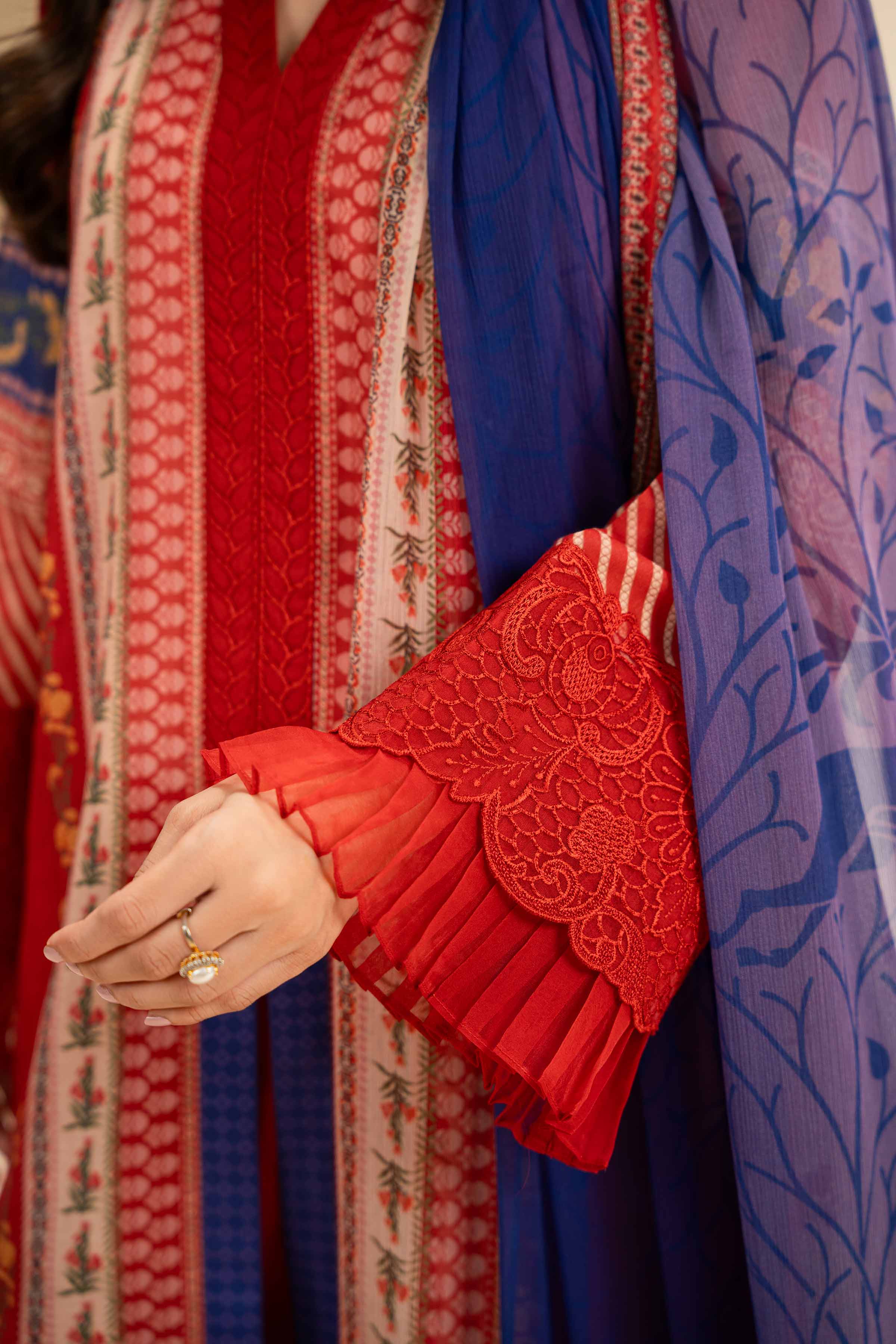 Nishat | Cross Season Edit | 42519396 - Rang-e-Khaas