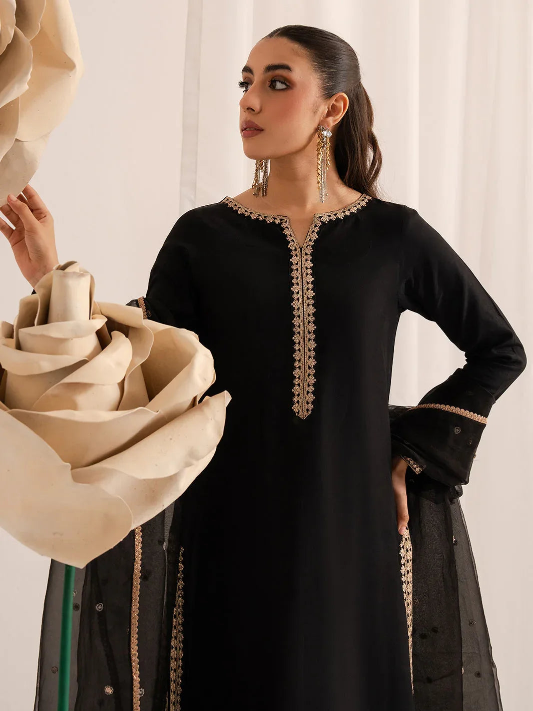 Izel | The Silk Chapter | Nocturne - Rang-e-Khaas