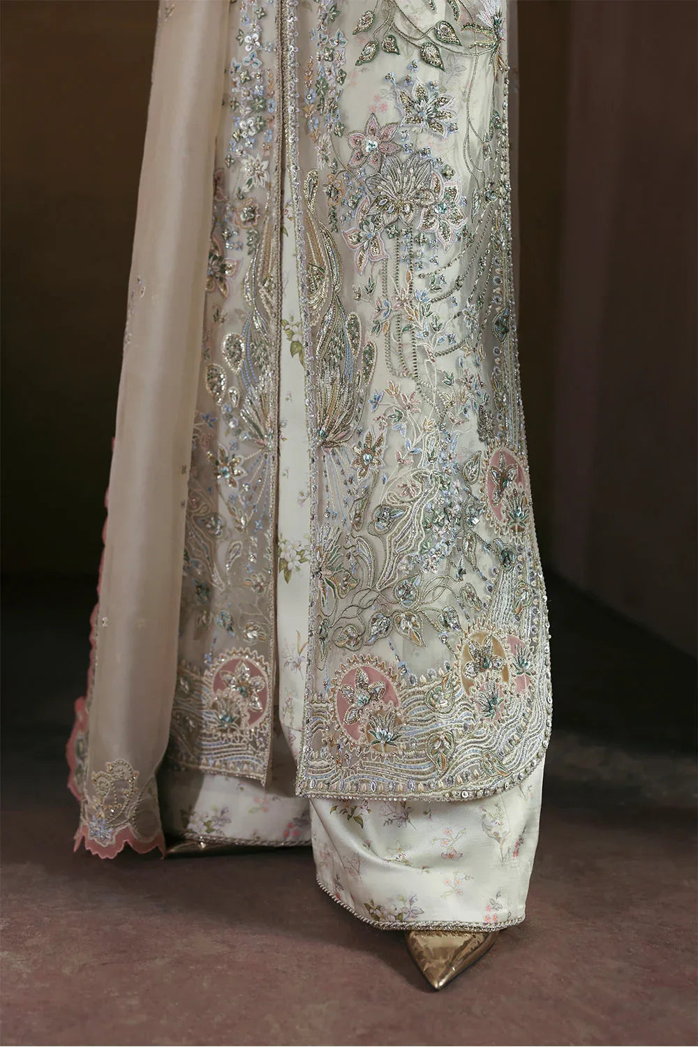 Soraya | Lumene Festive 26 | Novara - Rang-e-Khaas