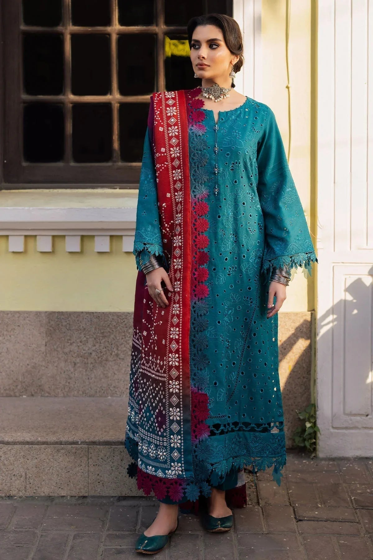 Nureh | Bazaar Winter 24 |  NE-112 - Rang-e-Khaas