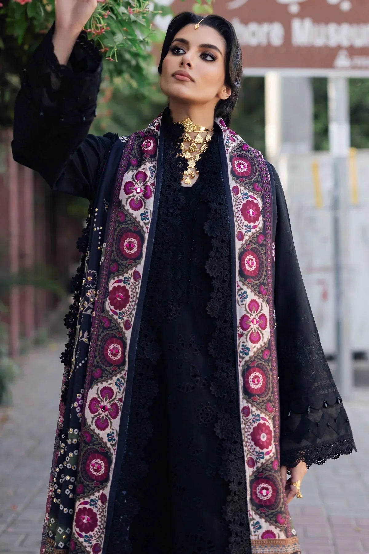 Nureh | Bazaar Winter 24 |  NE-115 - Rang-e-Khaas