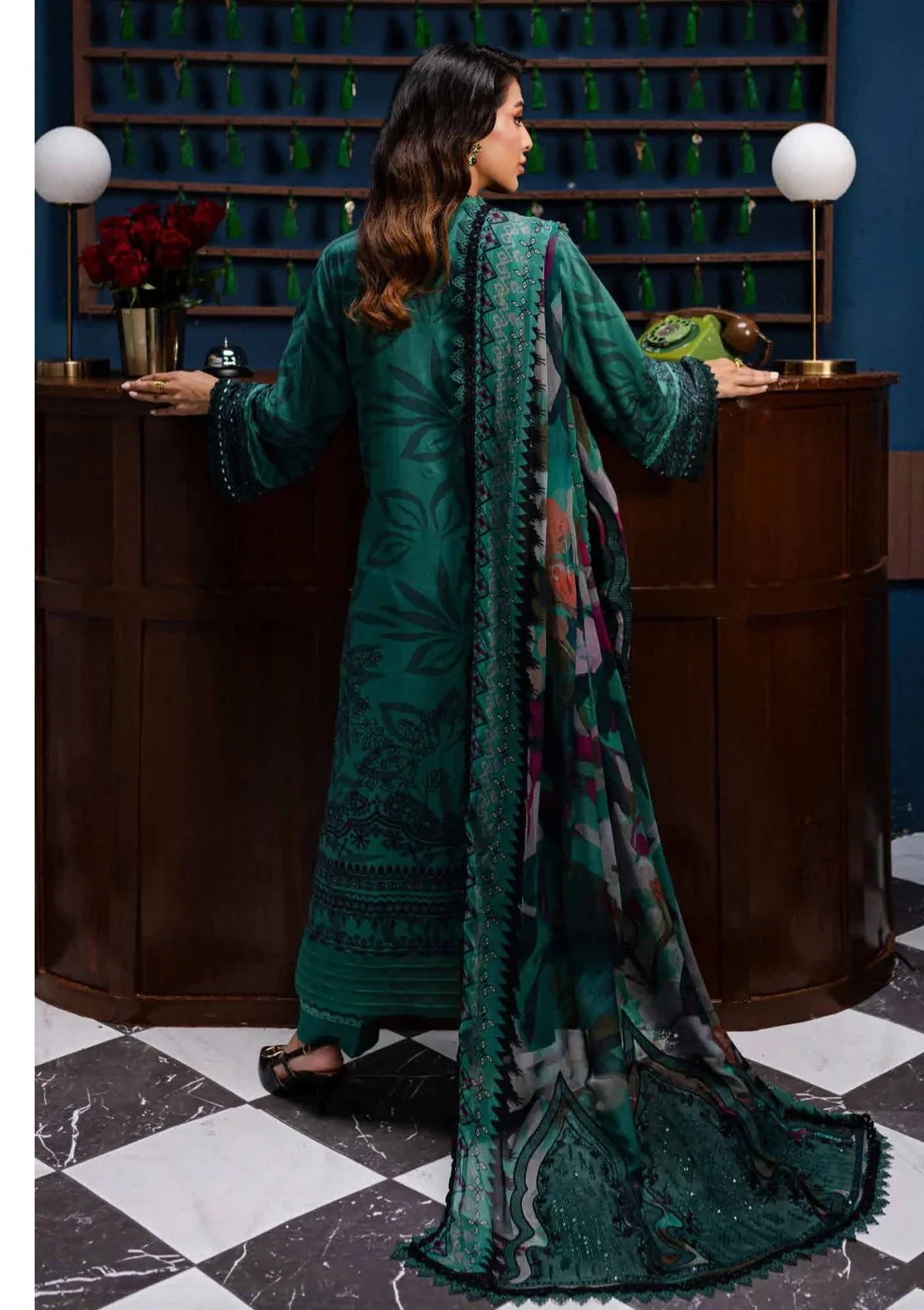 Nureh | Gardenia Lawn | NSG -160 - Rang-e-Khaas
