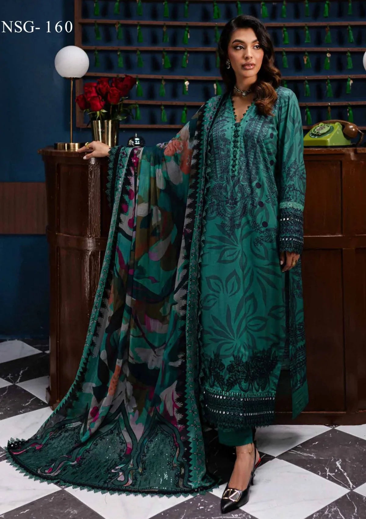 Nureh | Gardenia Lawn | NSG -160 - Rang-e-Khaas