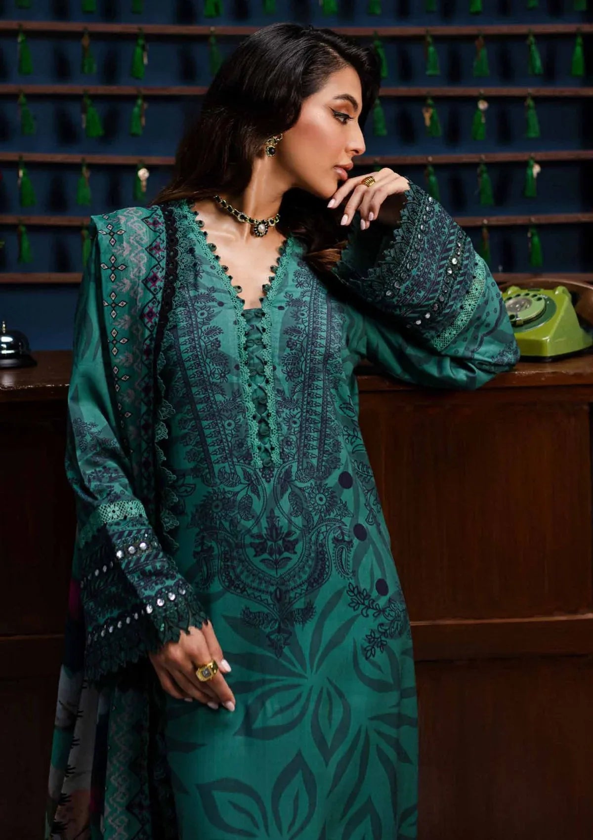 Nureh | Gardenia Lawn | NSG -160 - Rang-e-Khaas