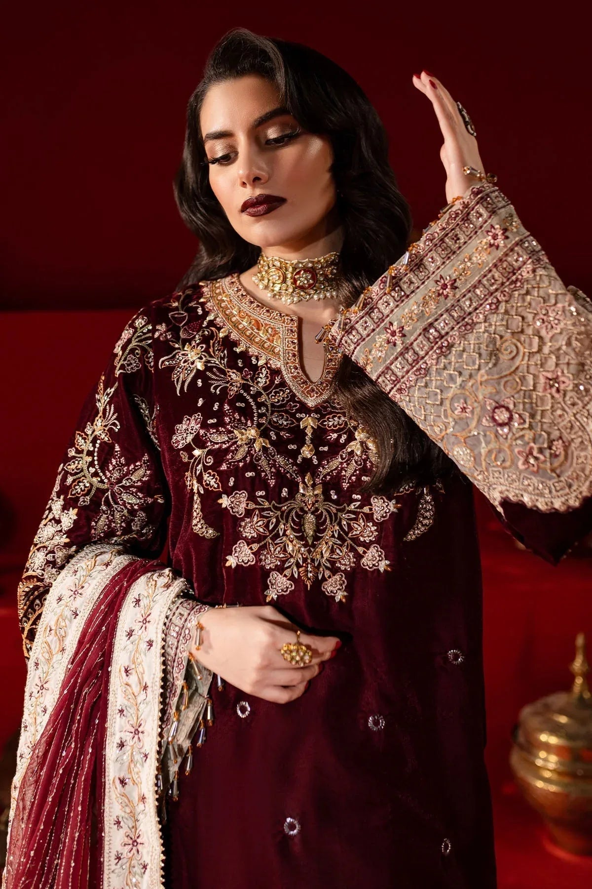 Nureh | Maya Velvet |  NW-89 - Rang-e-Khaas