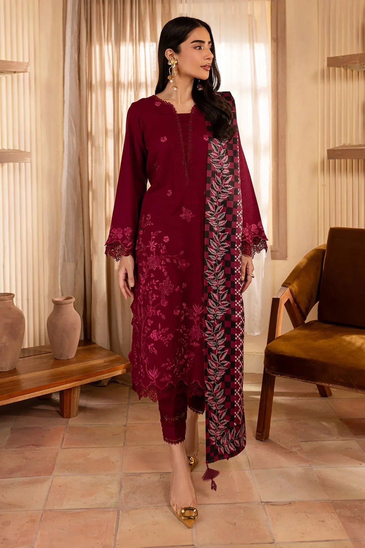 Nureh | Shades of Winter |  NP-578 - Rang-e-Khaas