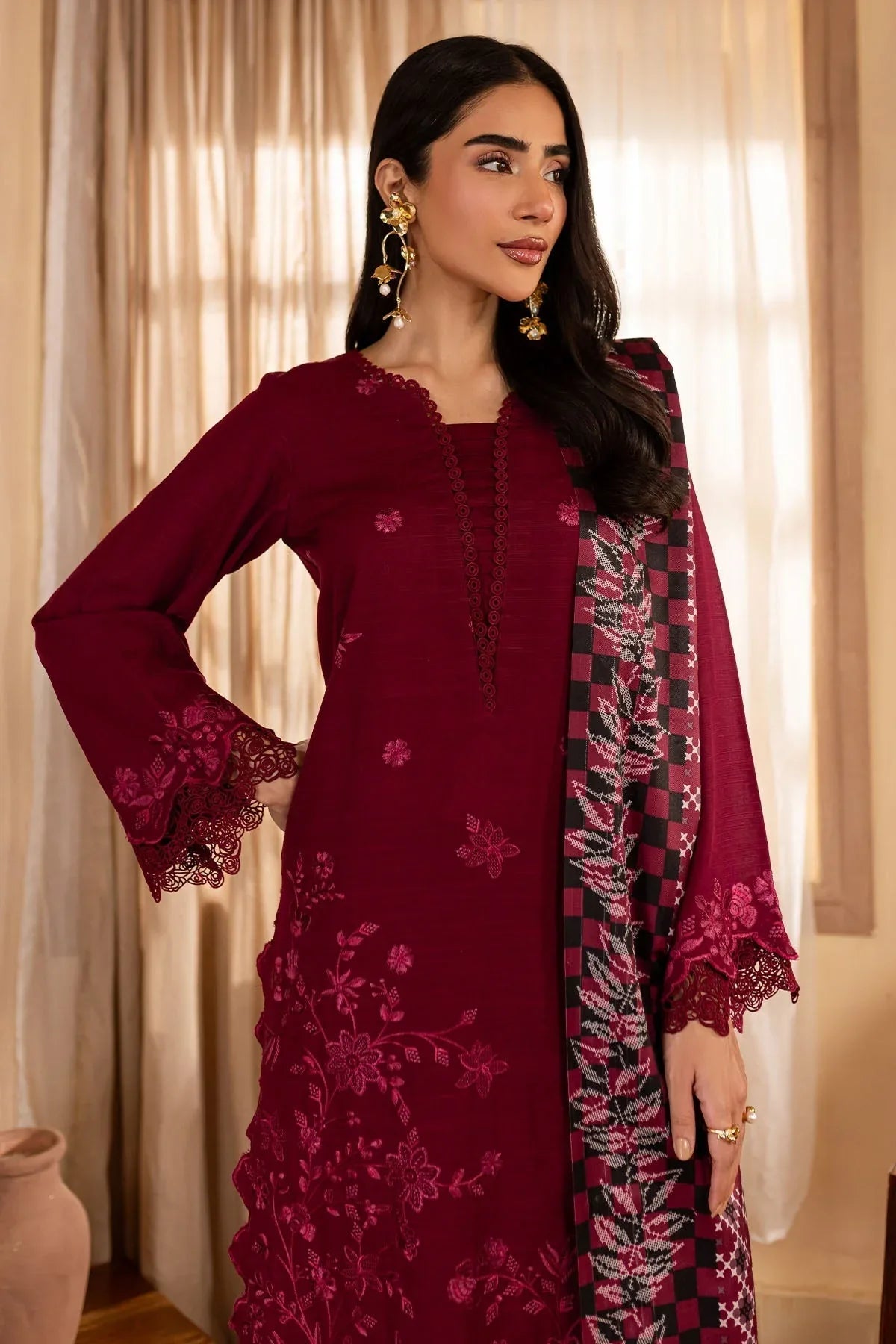 Nureh | Shades of Winter |  NP-578 - Rang-e-Khaas