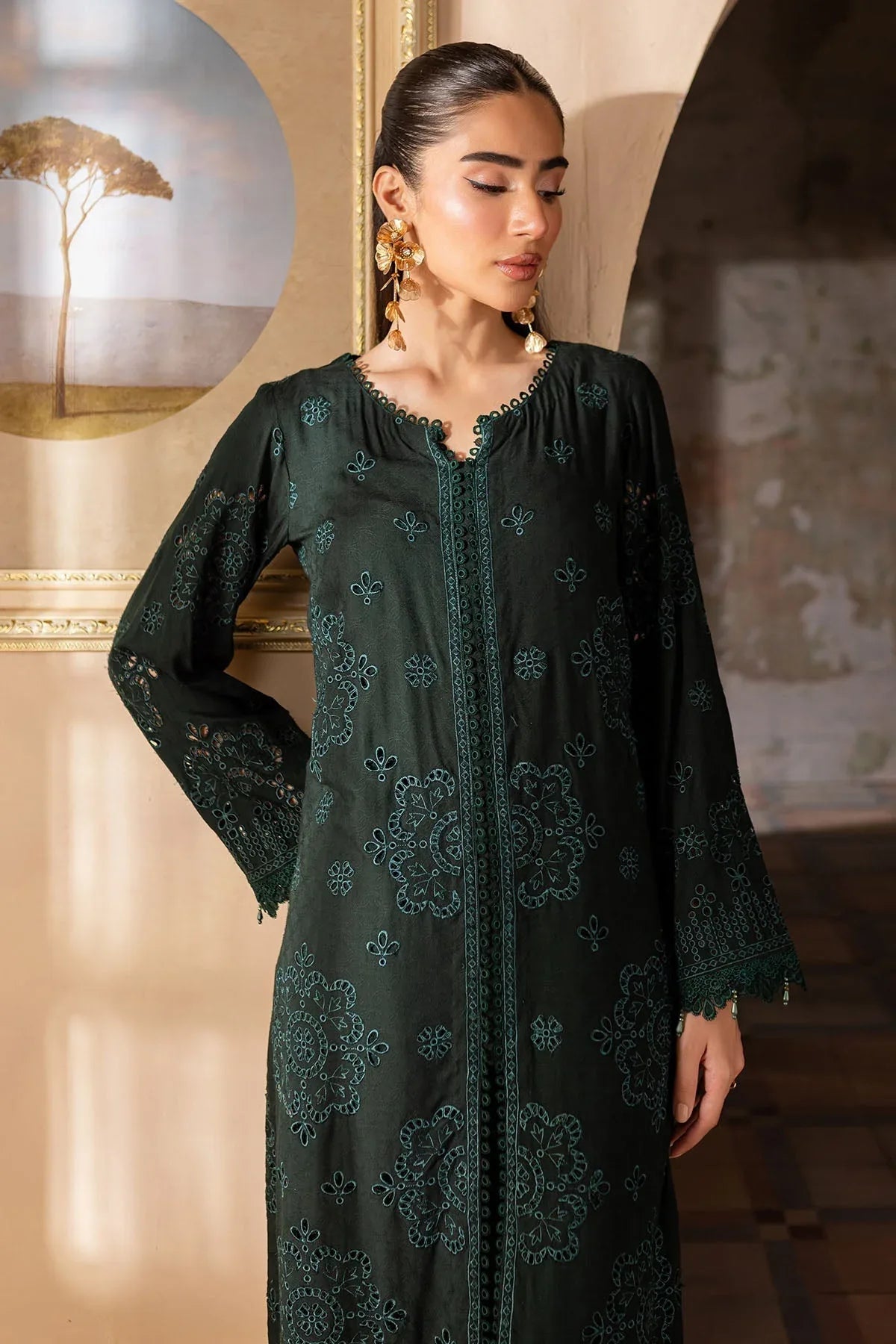 Nureh | Shades of Winter |  NP-584 - Rang-e-Khaas