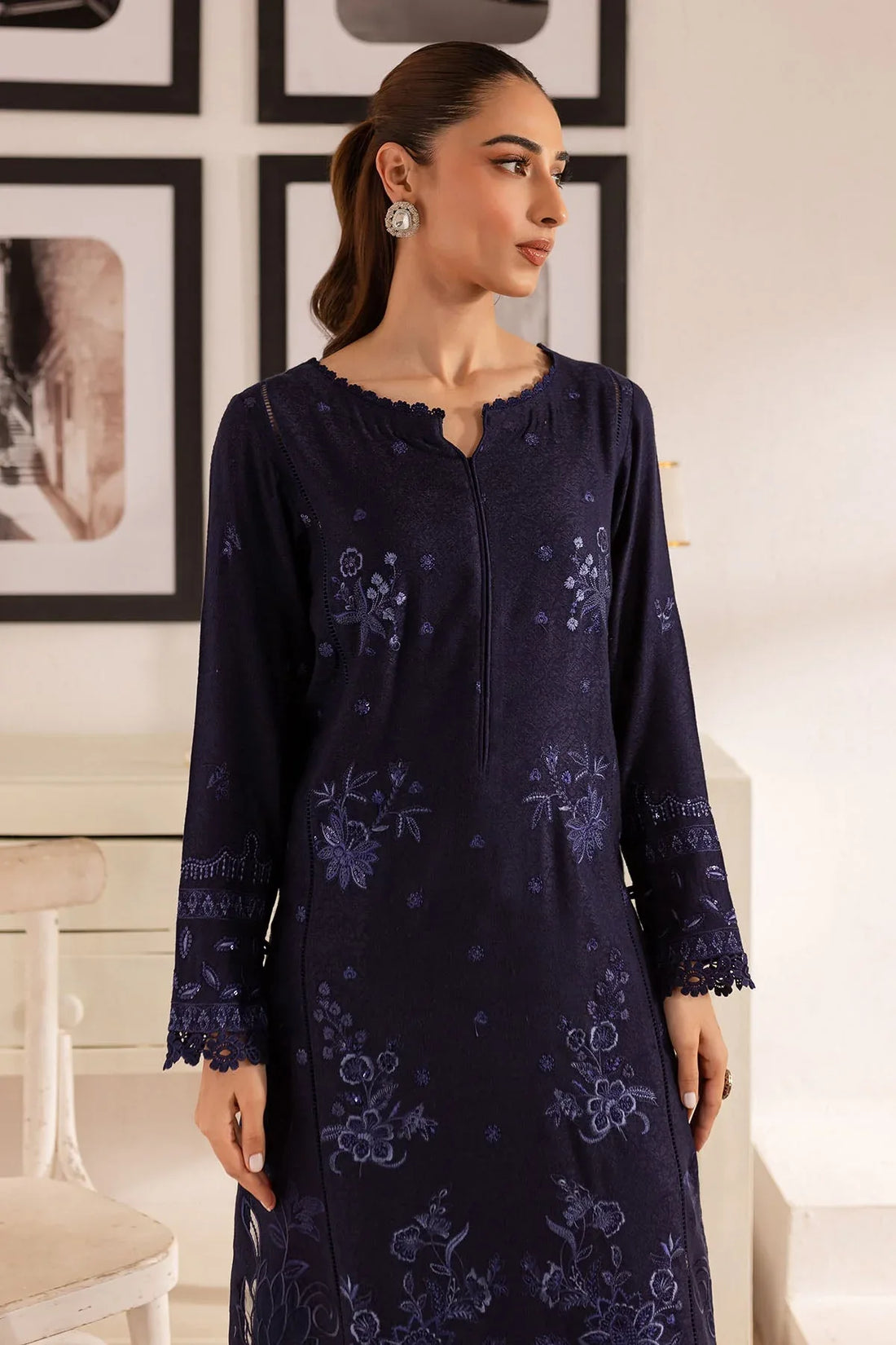 Nureh | Shades of Winter |  NP-591 - Rang-e-Khaas