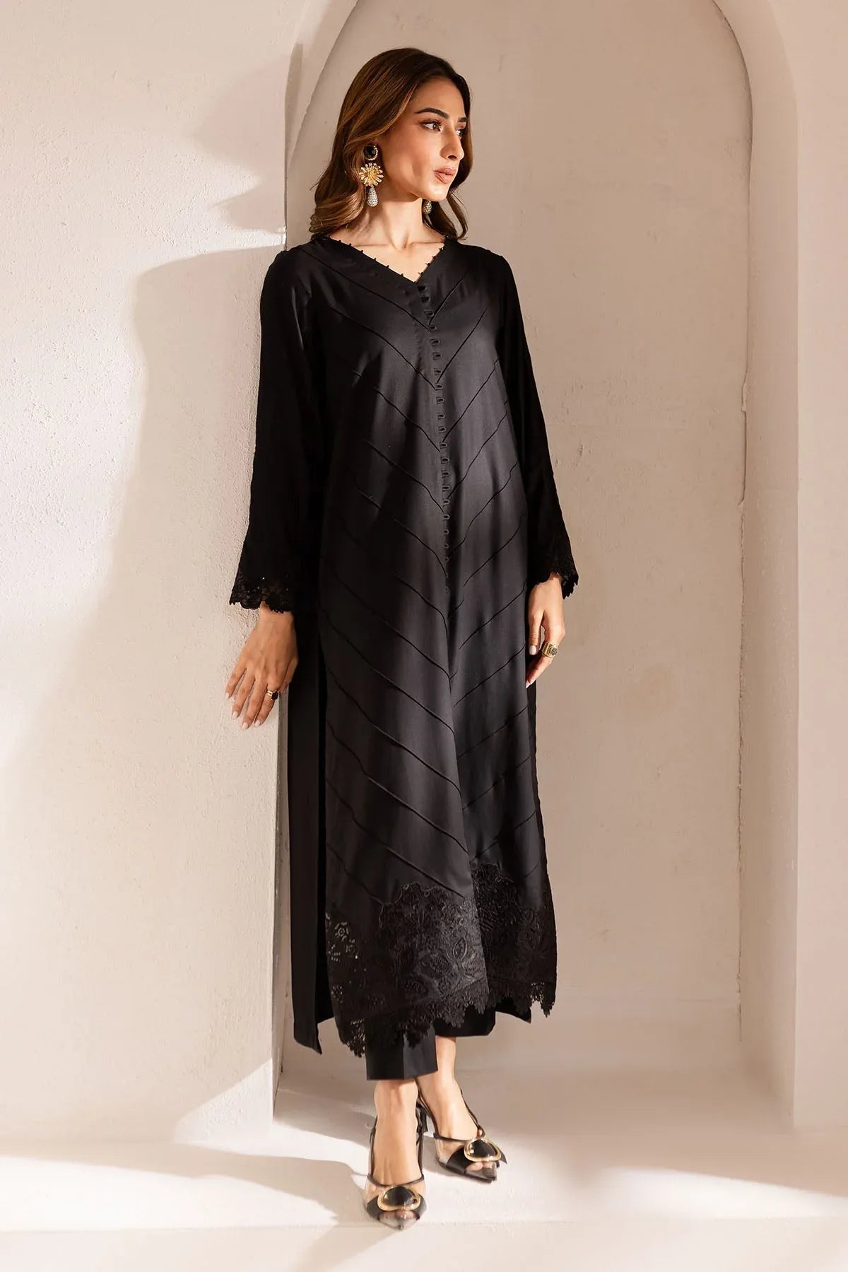 Nureh | Shades of Winter |  NP-586 - Rang-e-Khaas