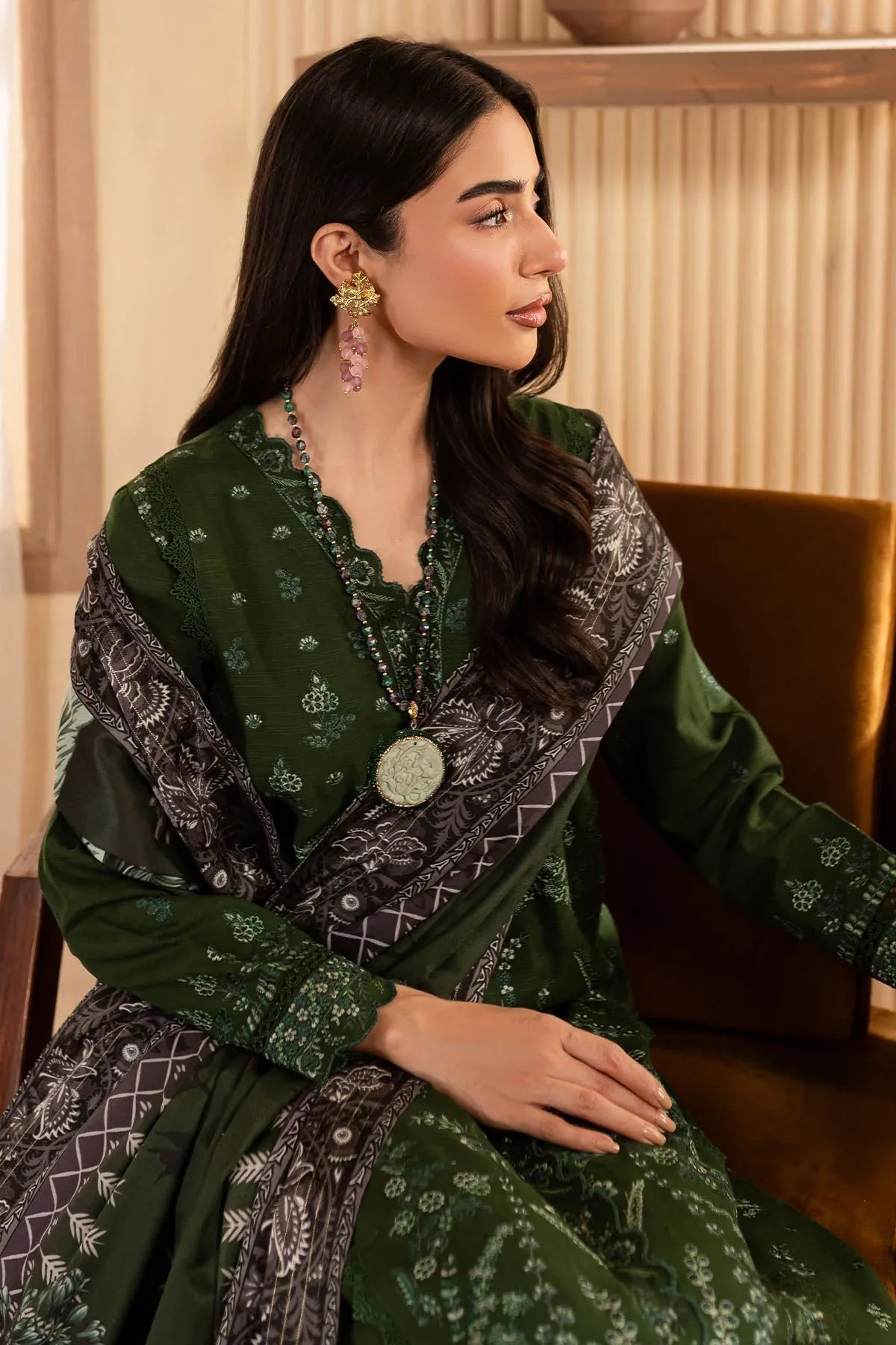Nureh | Shades of Winter |  NP-579 - Rang-e-Khaas