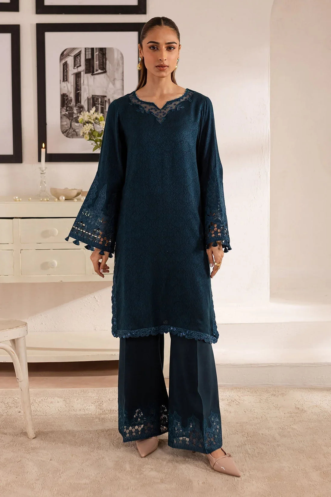 Nureh | Shades of Winter |  NP-589 - Rang-e-Khaas