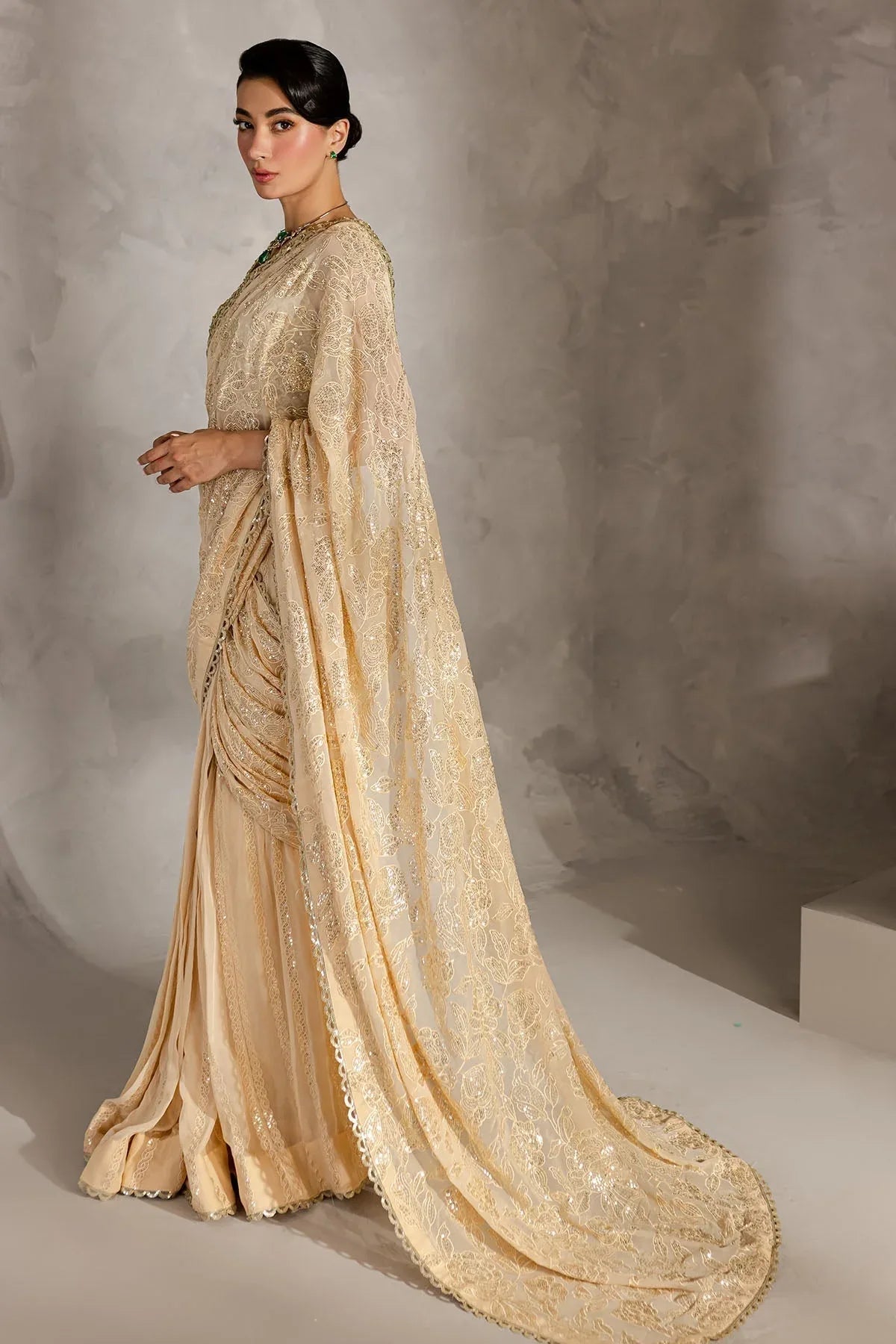 Nureh | Wedding Formals 24 | FP-145 - Rang-e-Khaas