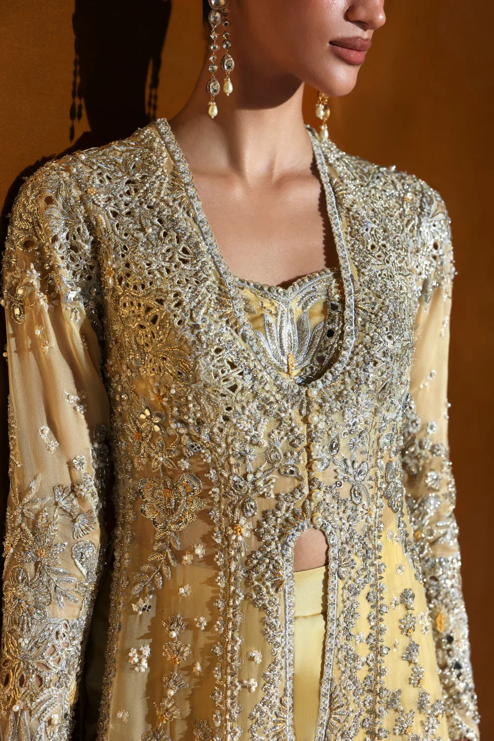 Soraya | Oriana Luxury Formals 26 | Nuvrae - Rang-e-Khaas