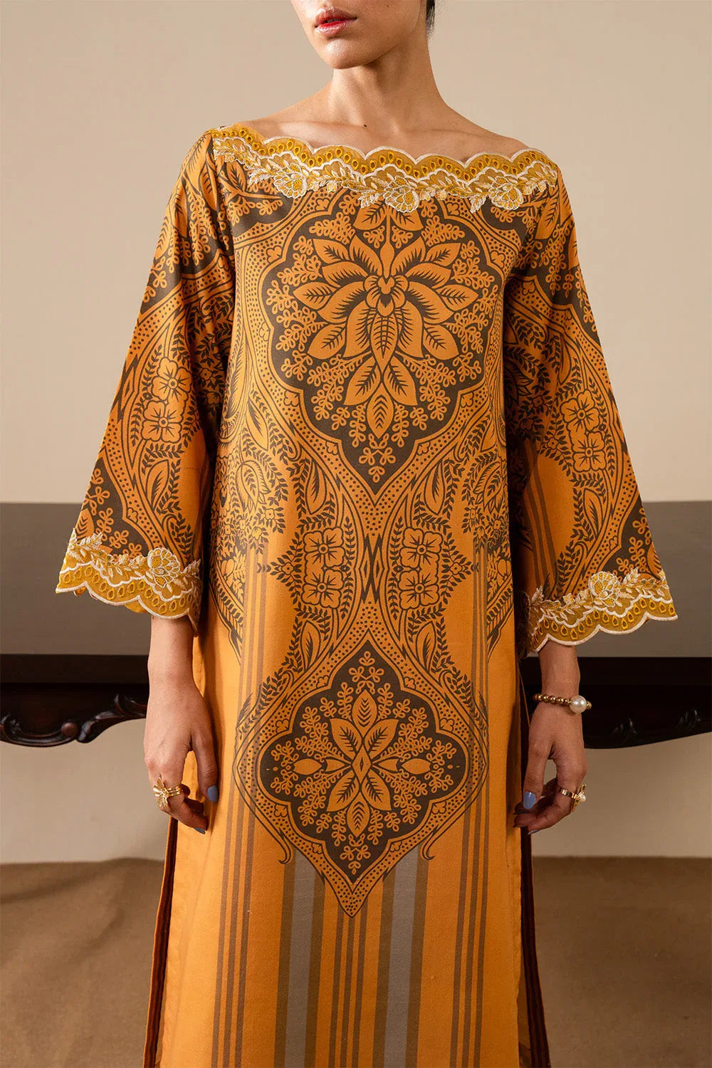 Maryum N Maria | Floren Lawn | IRIS - Rang-e-Khaas
