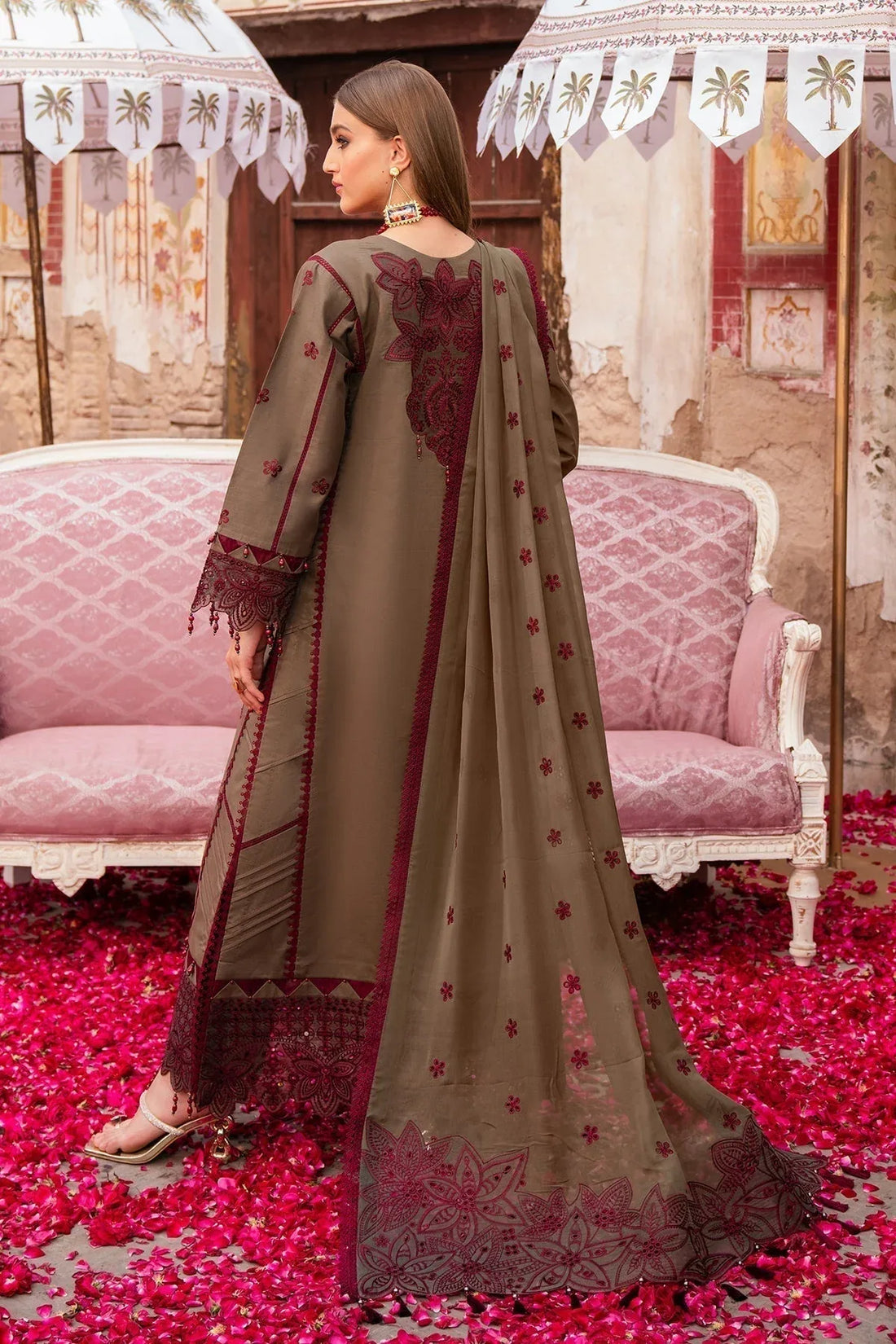 Alizeh | Rawayat Luxury Lawn 24 | Zeenat - Rang-e-Khaas