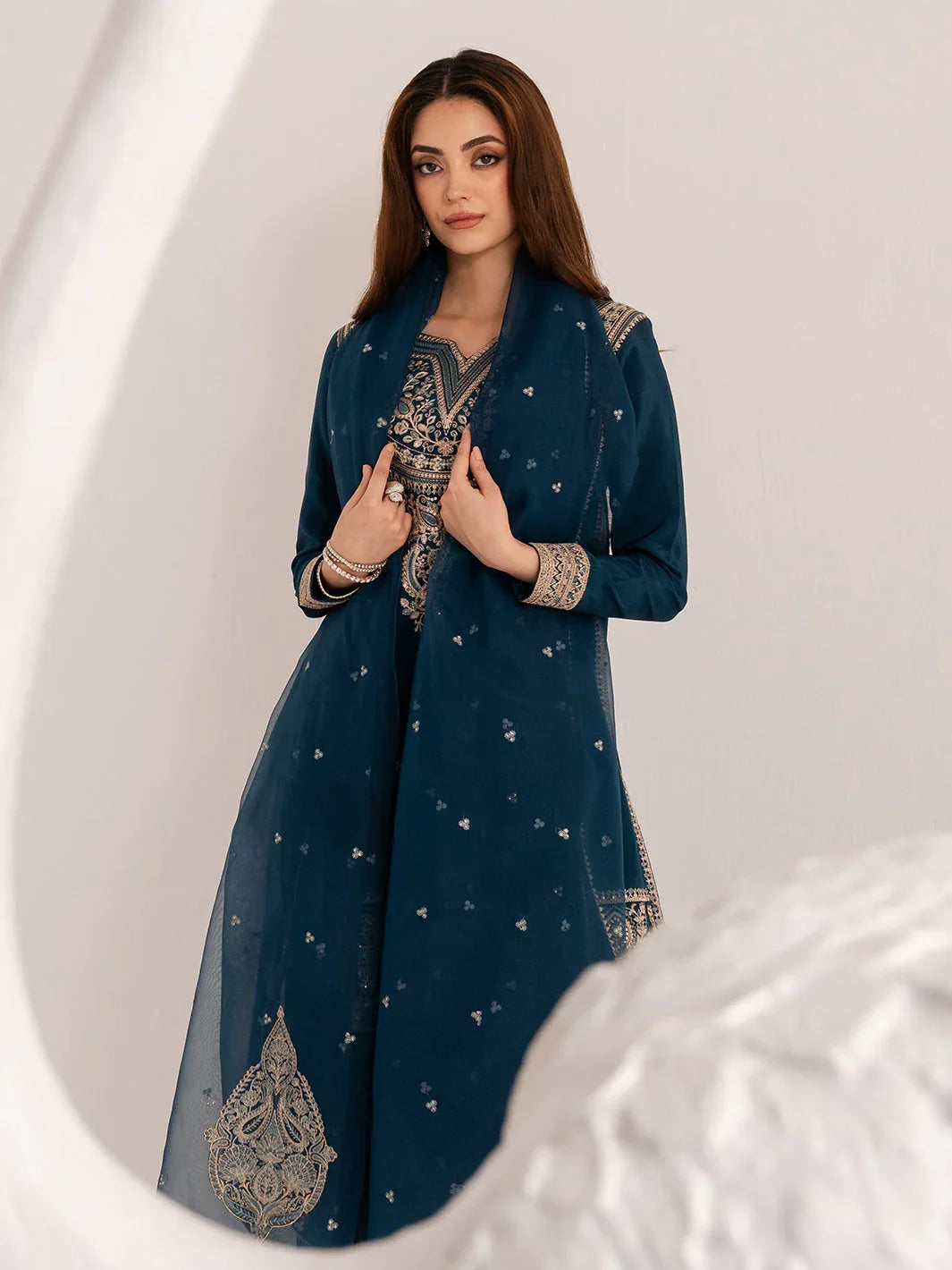 Izel | The Silk Chapter | Ocean - Rang-e-Khaas
