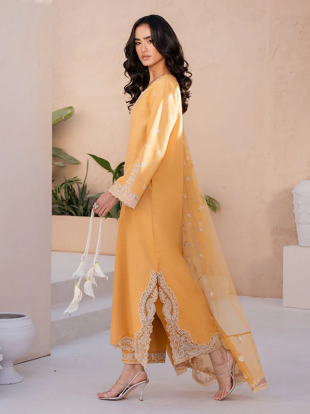 Izel | Le Tresor Formals | Oria - Rang-e-Khaas