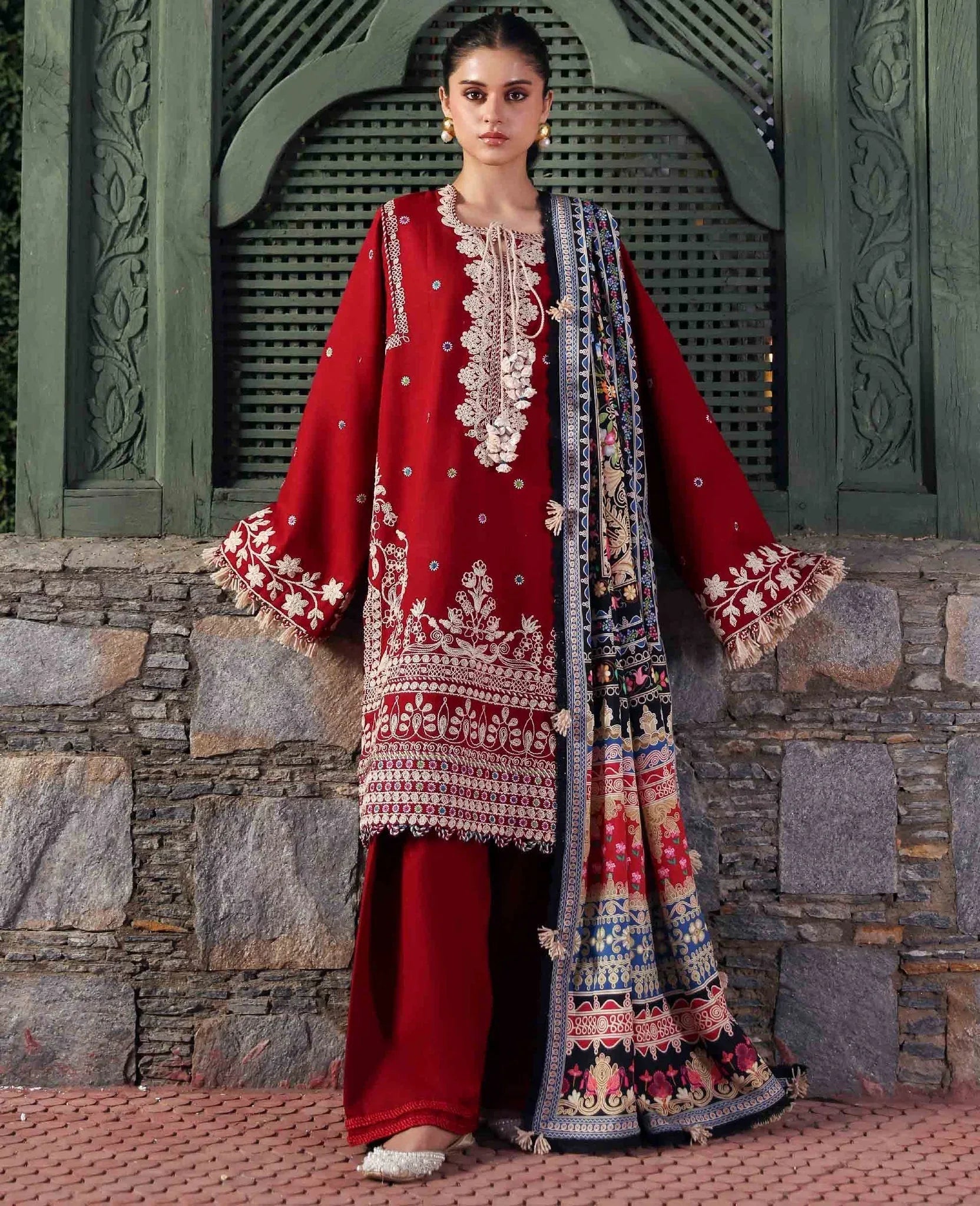 Republic Womenswear | Amaris Luxury Shawl 25 | Orlena - Rang-e-Khaas