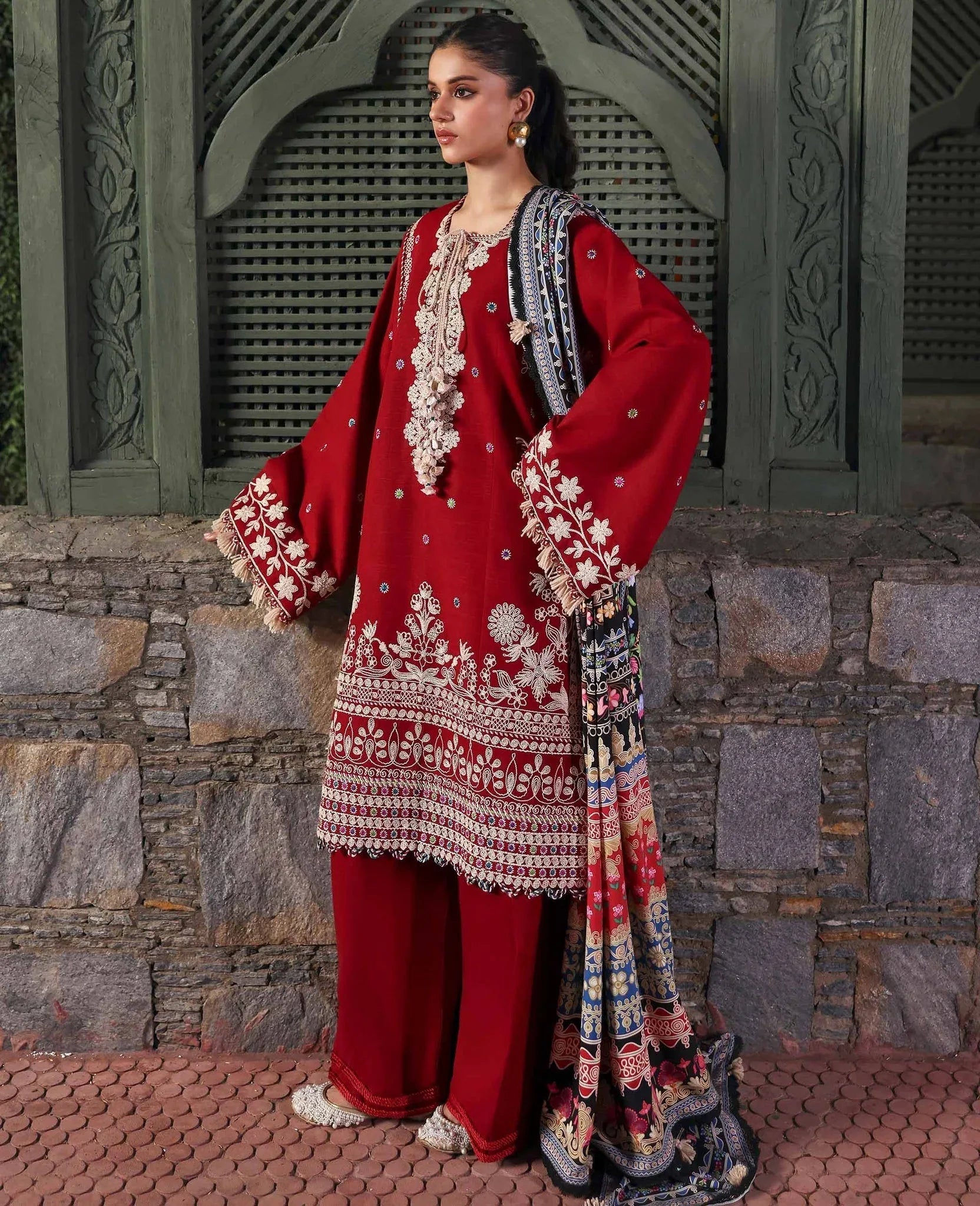 Republic Womenswear | Amaris Luxury Shawl 25 | Orlena - Rang-e-Khaas