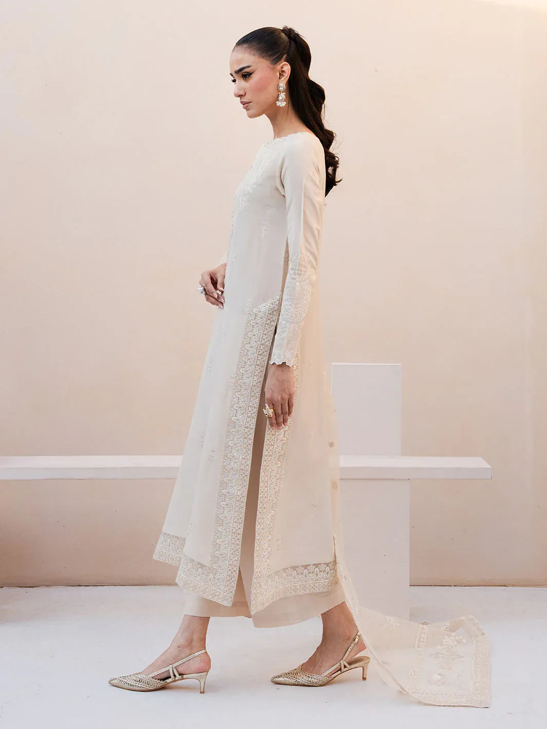 Izel | Le Tresor Formals | Orsine - Rang-e-Khaas