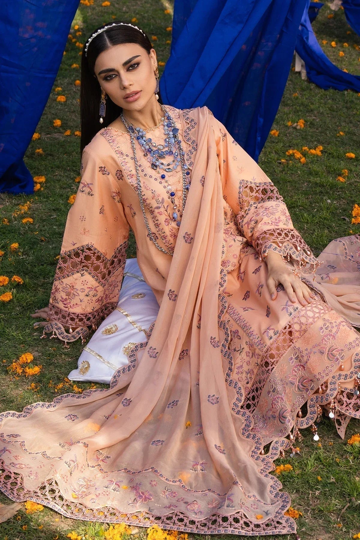 Alizeh | Rawayat Luxury Lawn 24 | Nazmin - Rang-e-Khaas