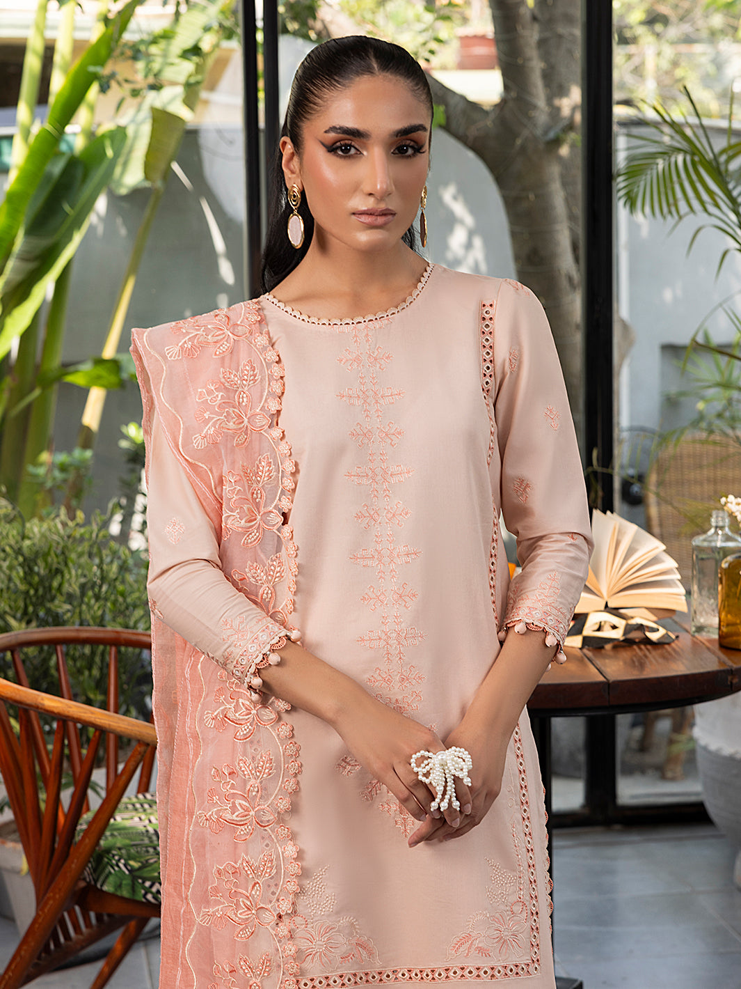 Izel | Meadow Muse Embroidered Lawn 25 | PEACHLIGHT