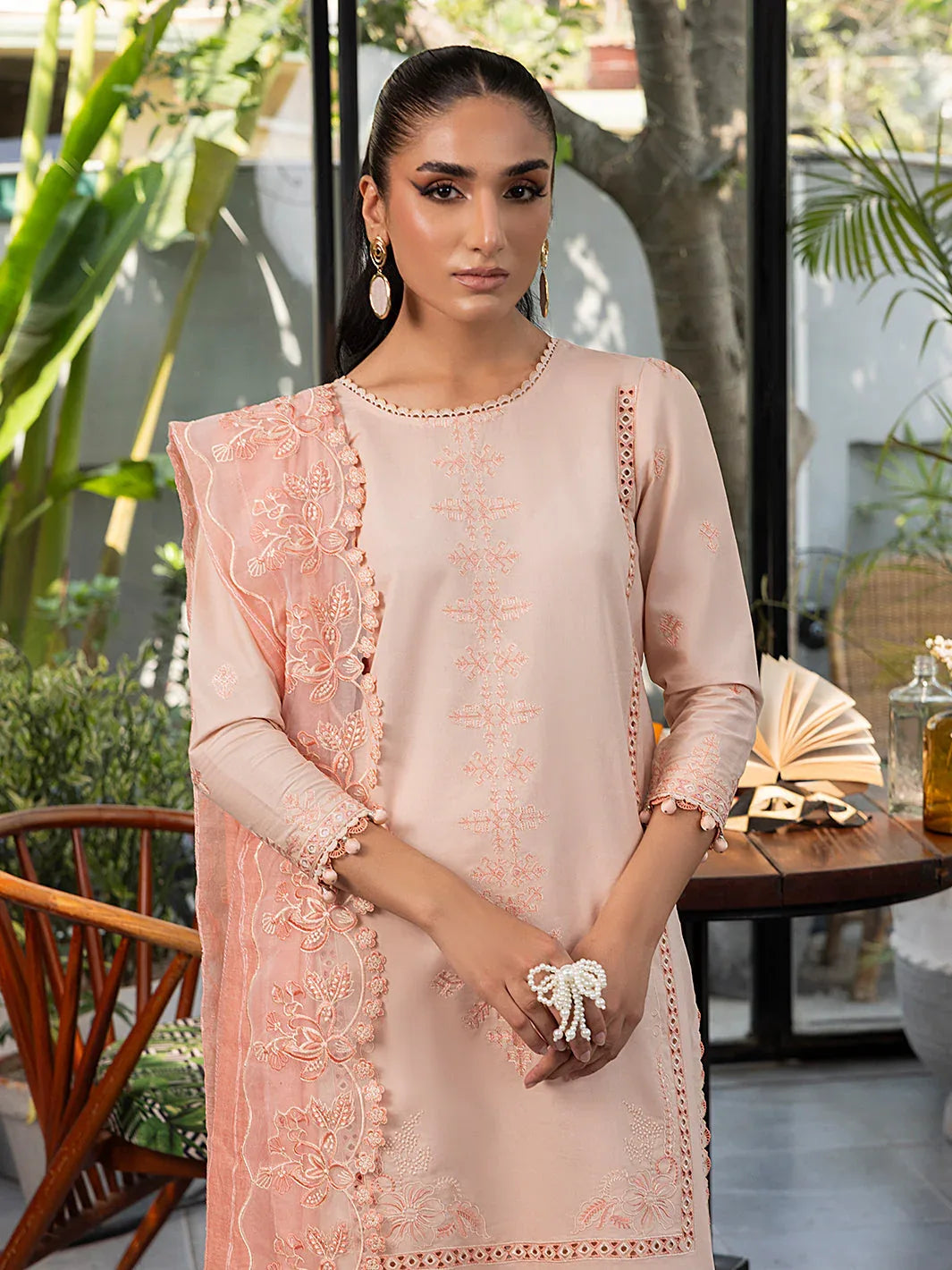 Izel | Meadow Muse Embroidered Lawn 25 | PEACHLIGHT - Rang-e-Khaas