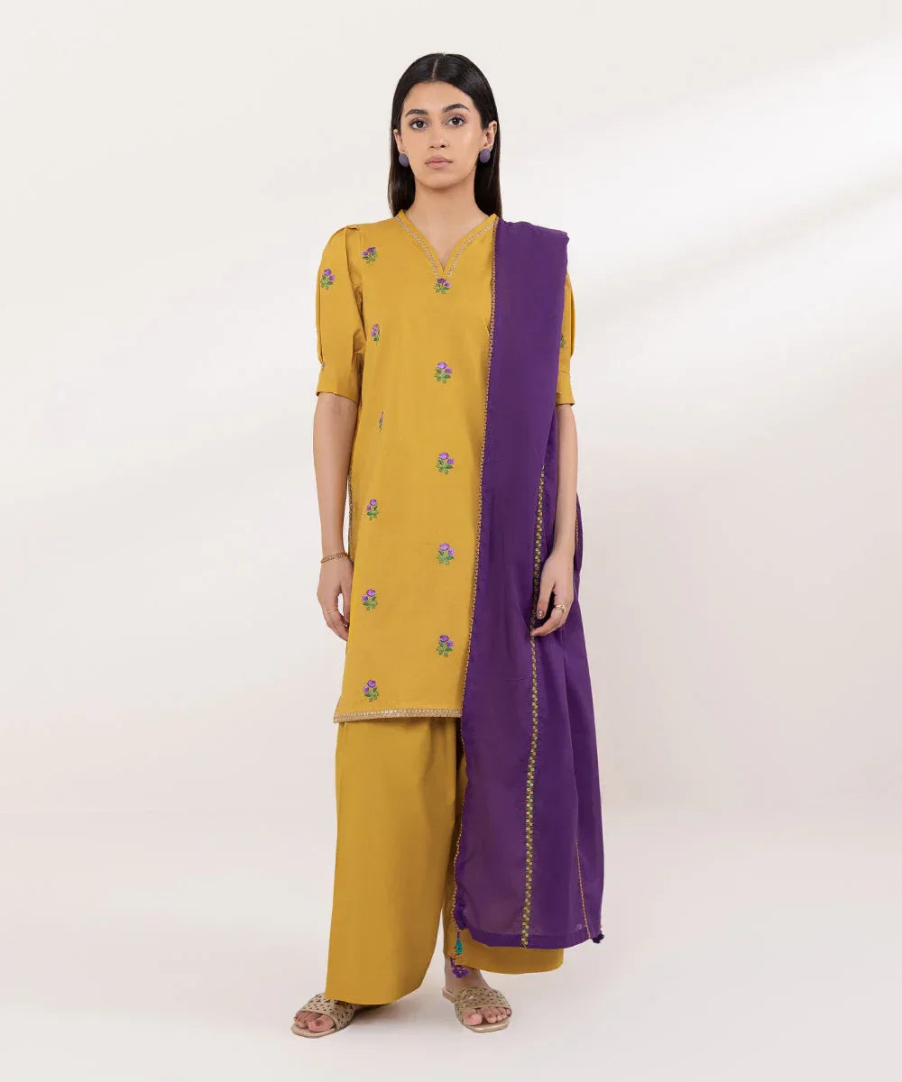 Sapphire | Intermix 2024 | Cambric Suit S-02 - Rang-e-Khaas