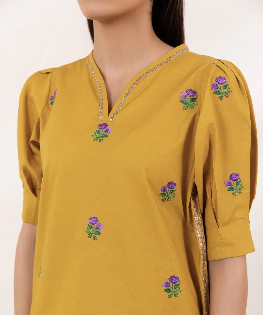 Sapphire | Intermix 2024 | Cambric Suit S-02 - Rang-e-Khaas