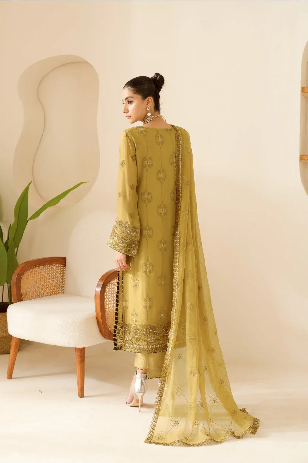 Ramsha | Sonehri Formals | BB-108 - Rang-e-Khaas