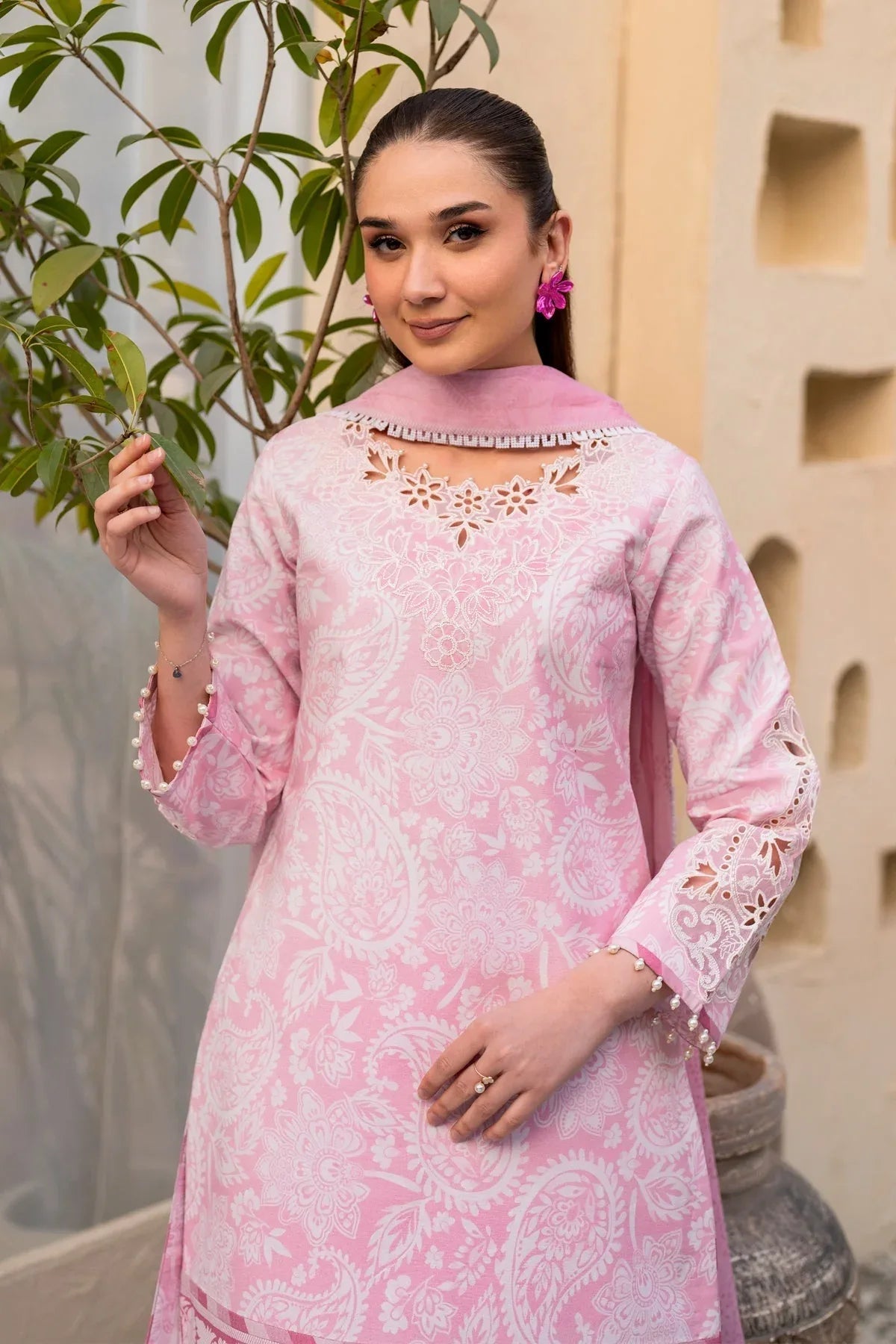Alizeh | Levana Lawn | Perla - Rang-e-Khaas