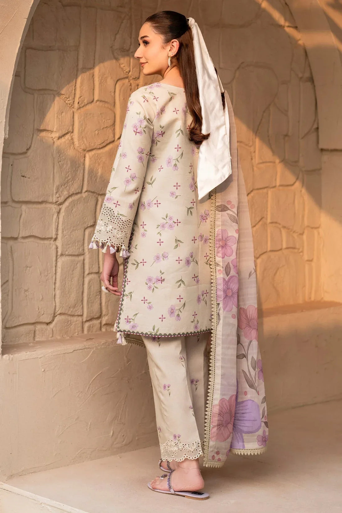 Alizeh | Levana Lawn | Pesto - Rang-e-Khaas