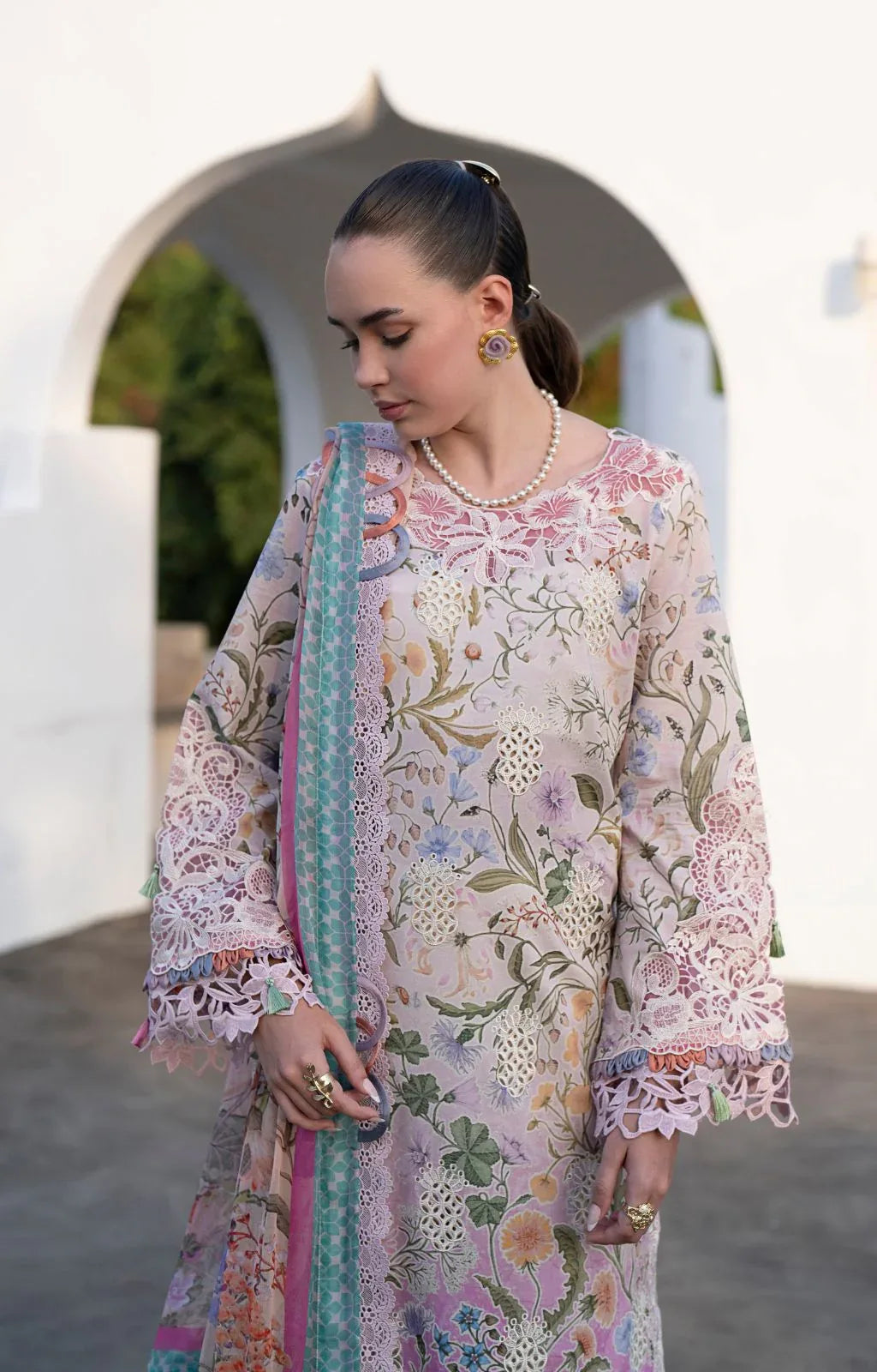 AJR Couture | Printakari Lawn 25 | Rose - Rang-e-Khaas