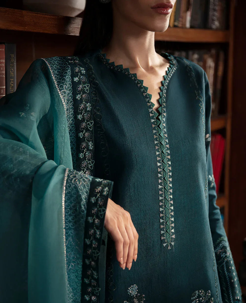 Republic Womenswear | Premium Pret 25 | RPP-03 (Coeur) - Rang-e-Khaas