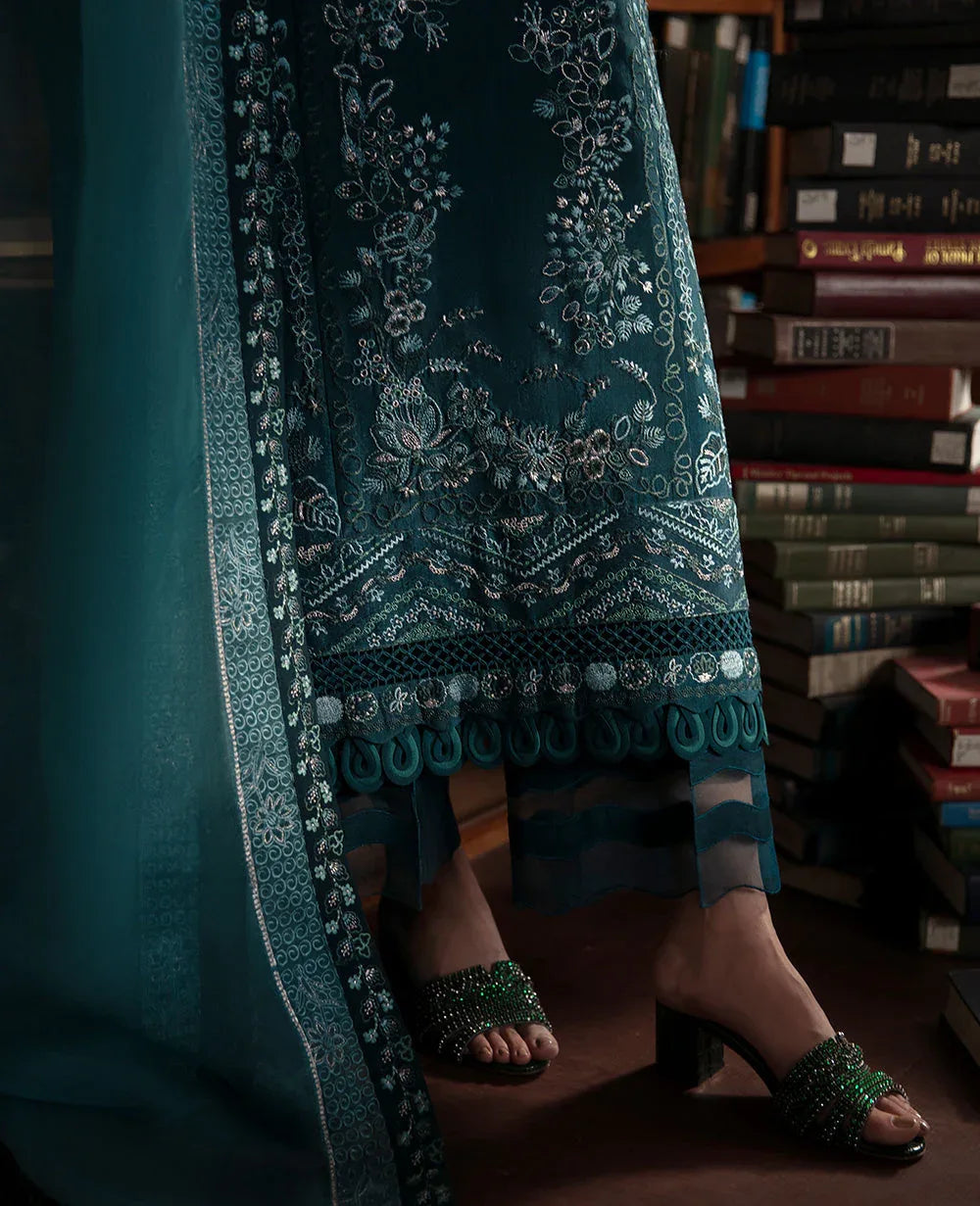 Republic Womenswear | Premium Pret 25 | RPP-03 (Coeur) - Rang-e-Khaas