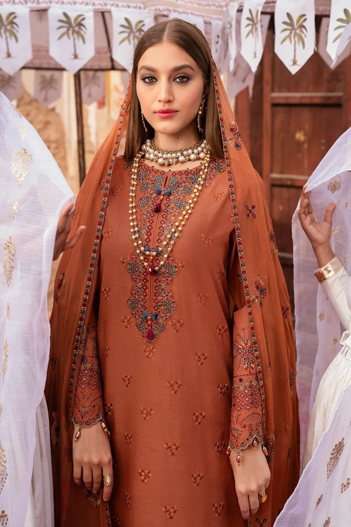 Alizeh | Rawayat Luxury Lawn 24 | Manat - Rang-e-Khaas