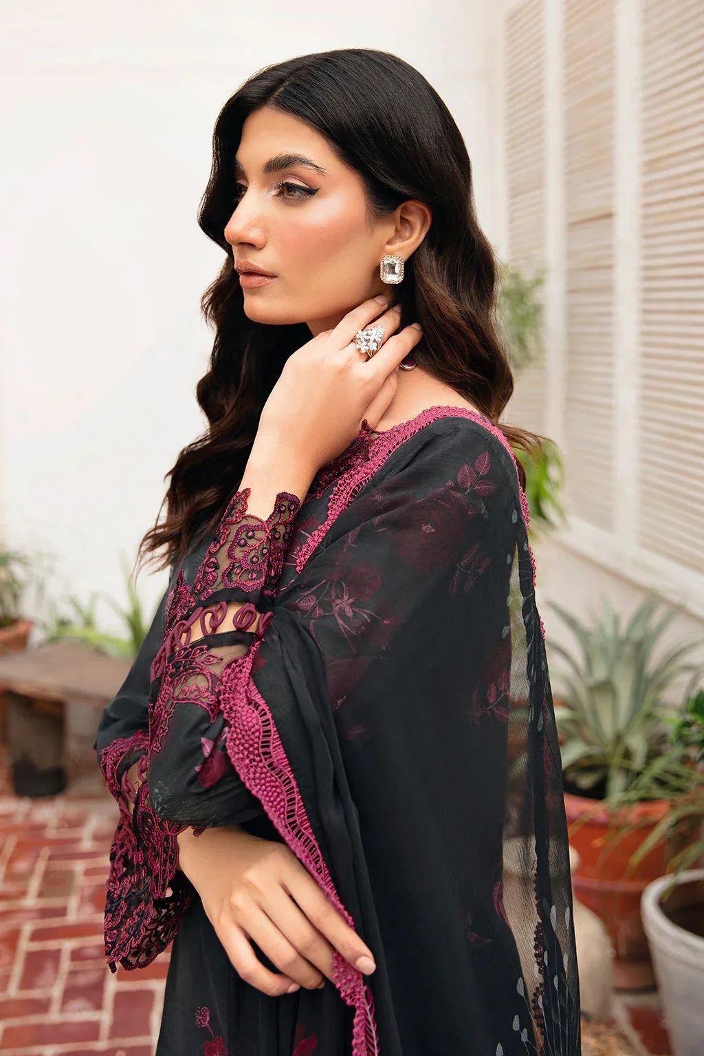 Ramsha | Rangrez Lawn Collection | N-401 - Rang-e-Khaas