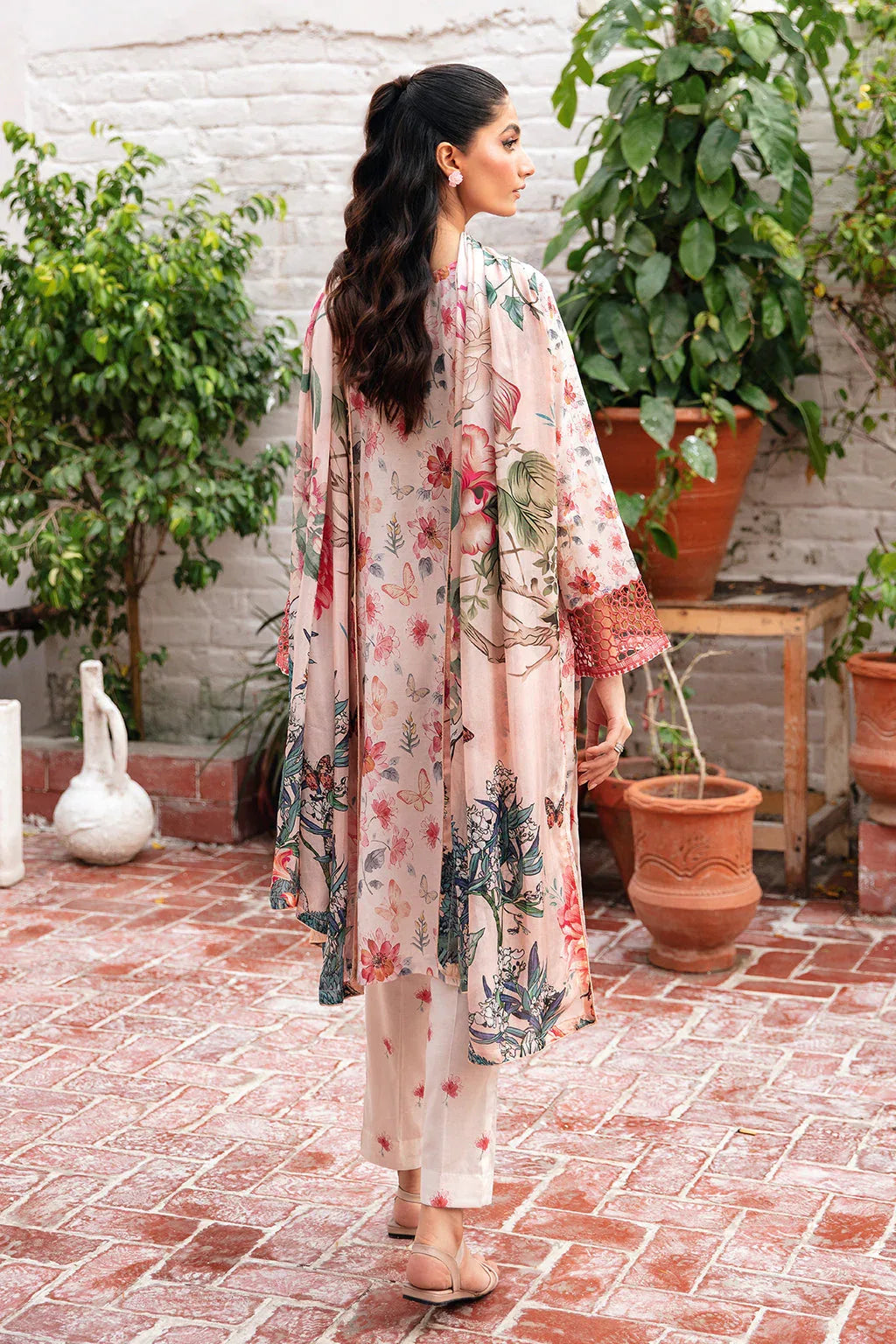 Ramsha | Rangrez Lawn Collection | N-406 - Rang-e-Khaas