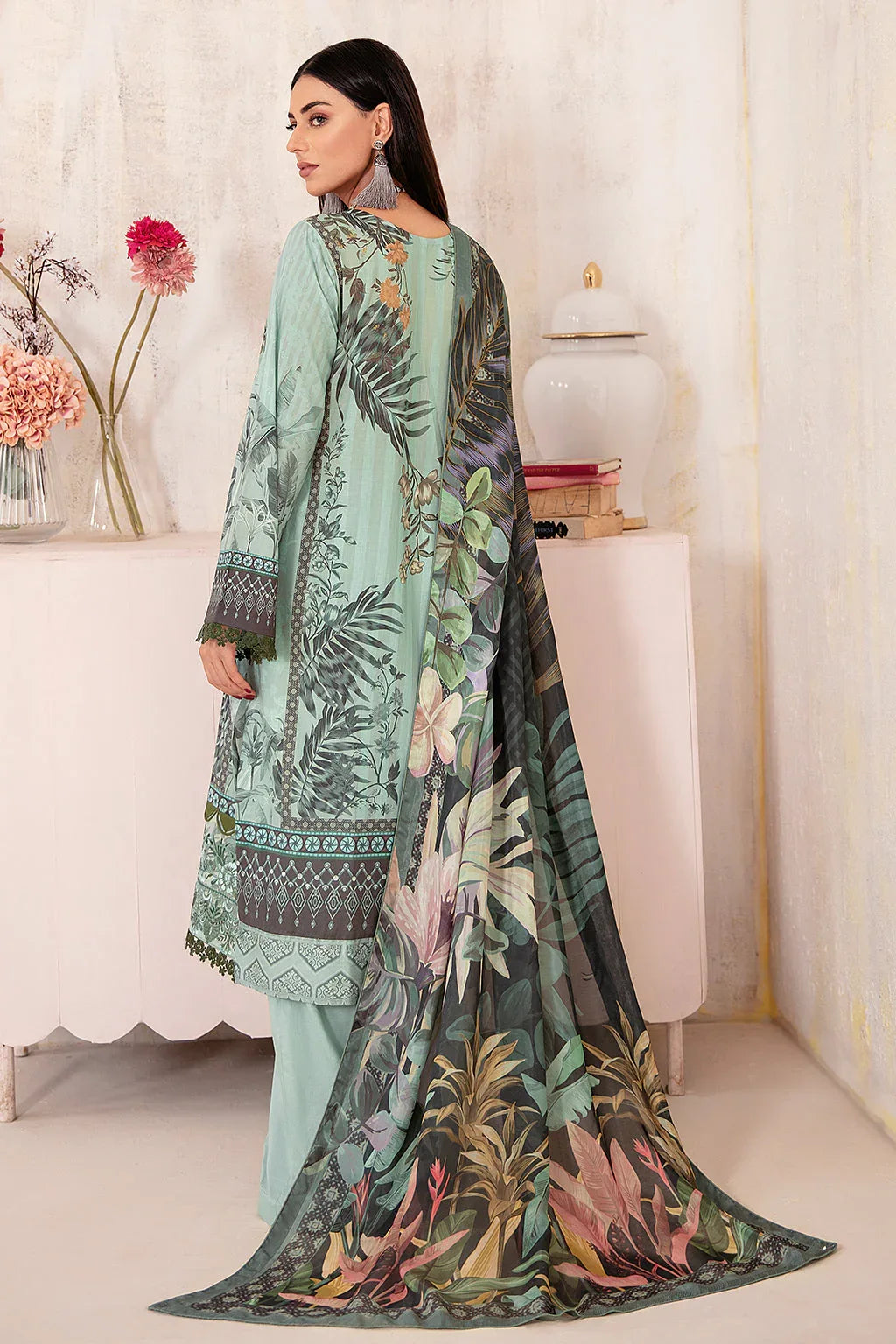 Ramsha | Rangrez Lawn Collection | N-301 - Rang-e-Khaas