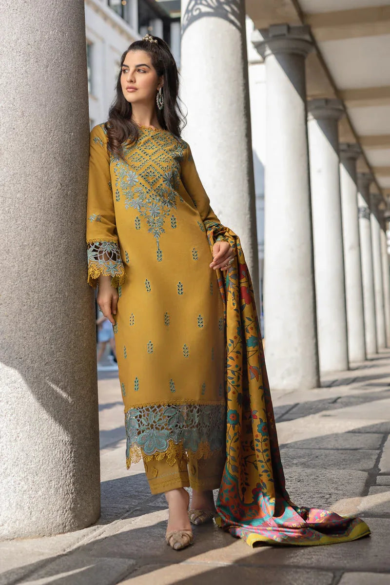 Rangrasiya | Carnation Winter Shawl | Evelyn - Rang-e-Khaas