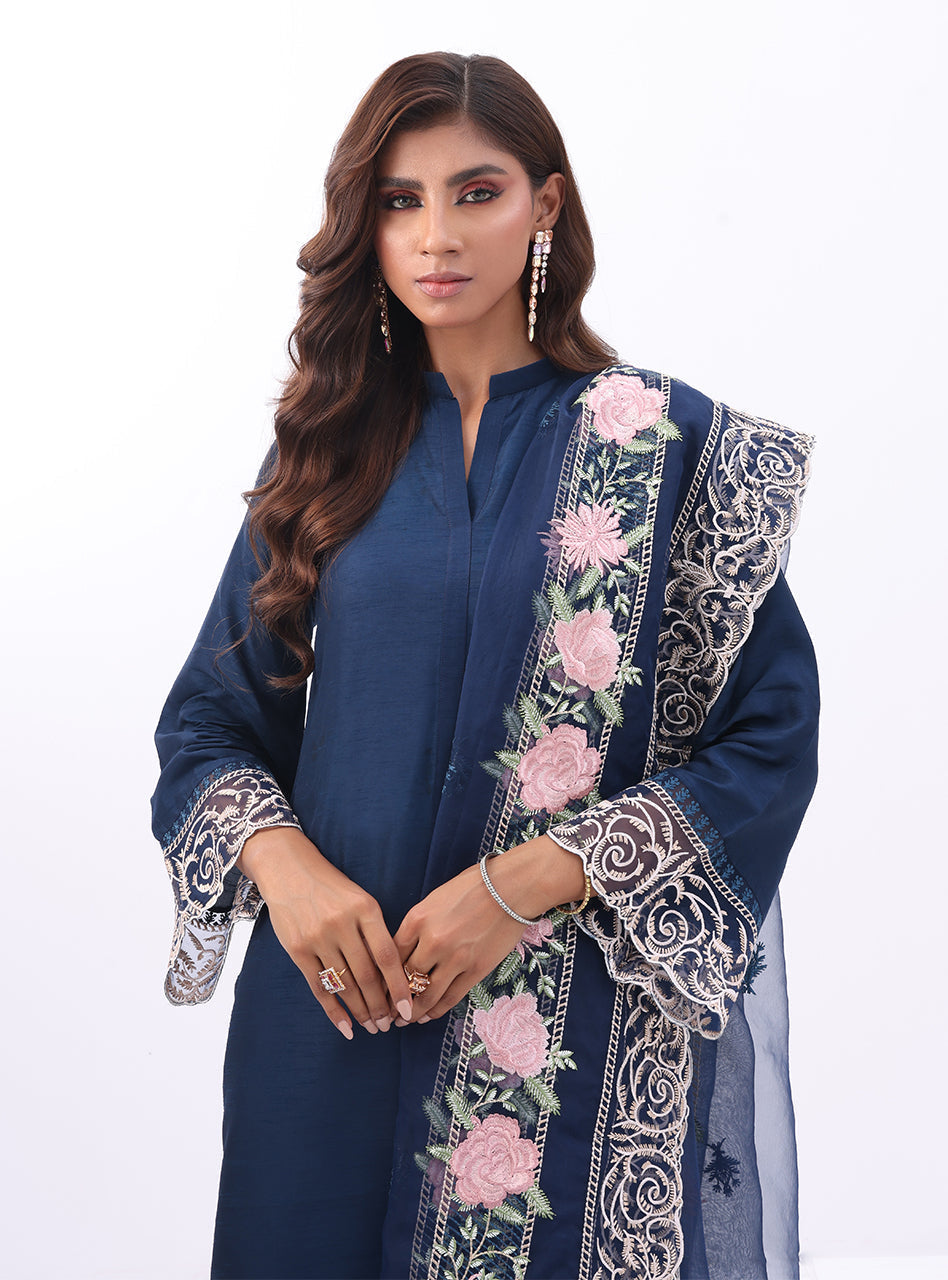 Zainab Chottani | Luxury Pret | RAVEN NOIR