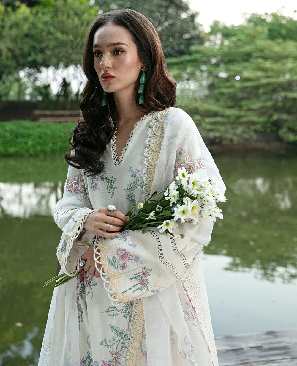 Republic Womenswear | Embroidered Pret 24 | Orchid - Rang-e-Khaas