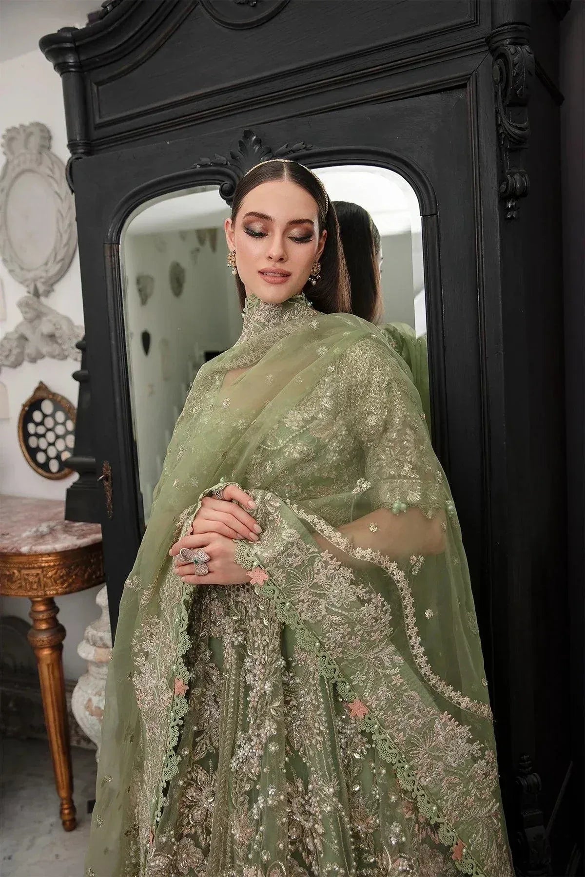 AJR Couture | Alif Luxury Wedding Formals 23 | Hazel - Rang-e-Khaas