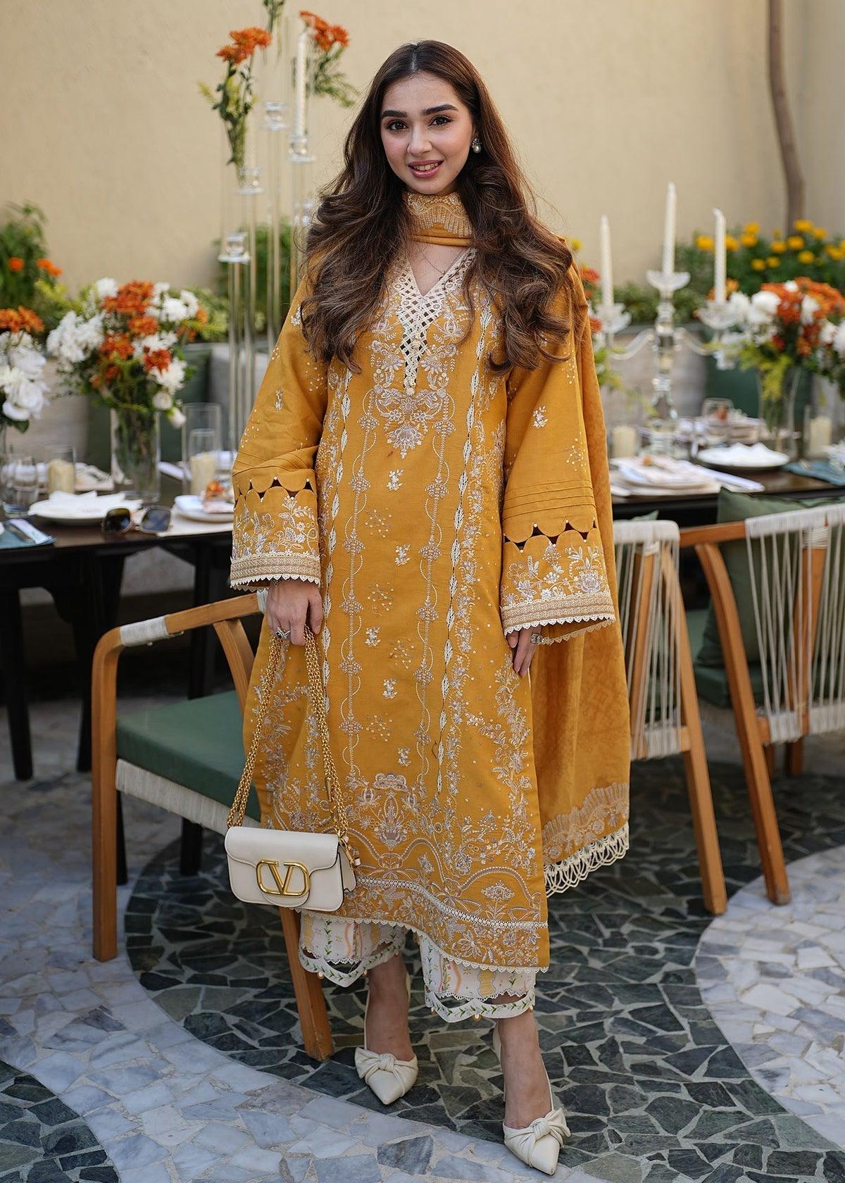 Kanwal Malik | Gulana Winter 25 | Shireen
