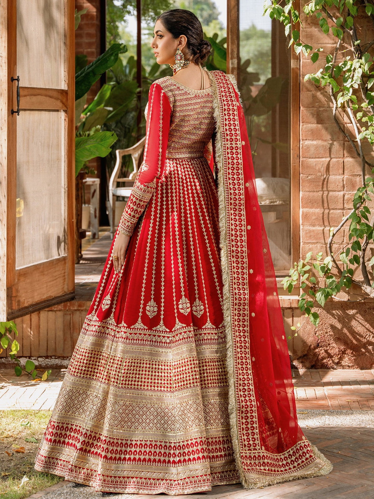 Akbar Aslam Mastani Embroidered Raw Silk 3Pc Suit - NAWAZISH