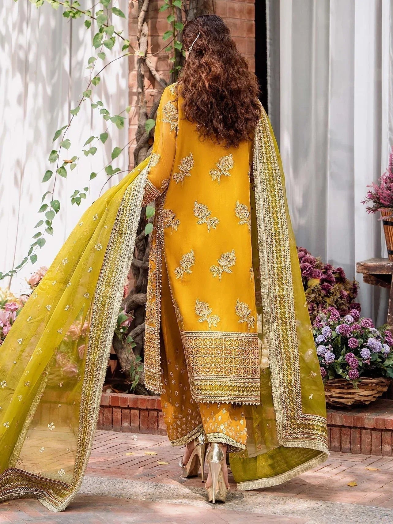 Akbar Aslam Mastani Embroidered Organza 3Pc Suit - ROHI - Rang-e-Khaas