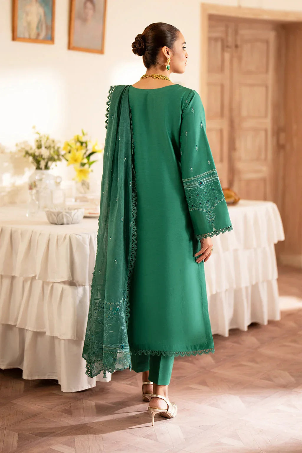 Saad Shaikh | Lumiere Winter |  D-08 Opalo - Rang-e-Khaas