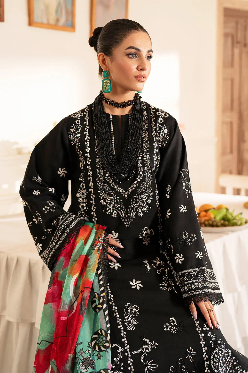 Saad Shaikh | Lumiere Winter |  D-06 Seina - Rang-e-Khaas